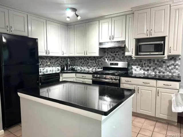 188 Sterling Place, Ulster, NY, 2 Bedrooms Bedrooms, 7 Rooms Rooms,2 BathroomsBathrooms,Residential,For Rent,Sterling,0,1052995 188 Sterling Place, Ulster, NY, 2 Bedrooms Bedrooms, 7 Rooms Rooms,2 BathroomsBathrooms,Residential,For Rent,Sterling,0,1052995