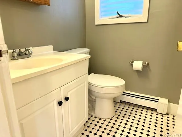 188 Sterling Place, Ulster, NY, 2 Bedrooms Bedrooms, 7 Rooms Rooms,2 BathroomsBathrooms,Residential,For Rent,Sterling,0,1052995 188 Sterling Place, Ulster, NY, 2 Bedrooms Bedrooms, 7 Rooms Rooms,2 BathroomsBathrooms,Residential,For Rent,Sterling,0,1052995