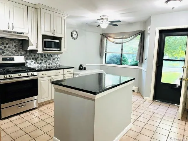 188 Sterling Place, Ulster, NY, 2 Bedrooms Bedrooms, 7 Rooms Rooms,2 BathroomsBathrooms,Residential,For Rent,Sterling,0,1052995 188 Sterling Place, Ulster, NY, 2 Bedrooms Bedrooms, 7 Rooms Rooms,2 BathroomsBathrooms,Residential,For Rent,Sterling,0,1052995