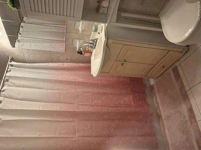 full bath full bath