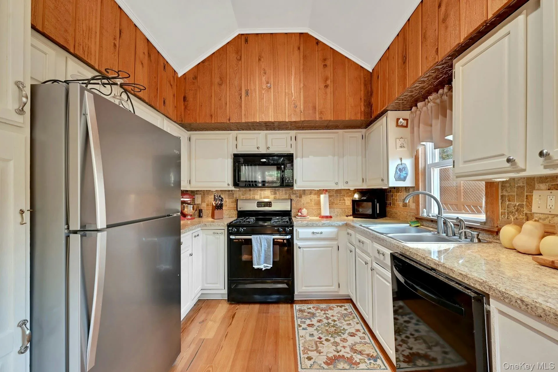 1111 State Route 17A, Warwick (town), NY, 4 Bedrooms Bedrooms, 6 Rooms Rooms,2 BathroomsBathrooms,Residential,For Rent,State Route 17A,0,1053006 1111 State Route 17A, Warwick (town), NY, 4 Bedrooms Bedrooms, 6 Rooms Rooms,2 BathroomsBathrooms,Residential,For Rent,State Route 17A,0,1053006