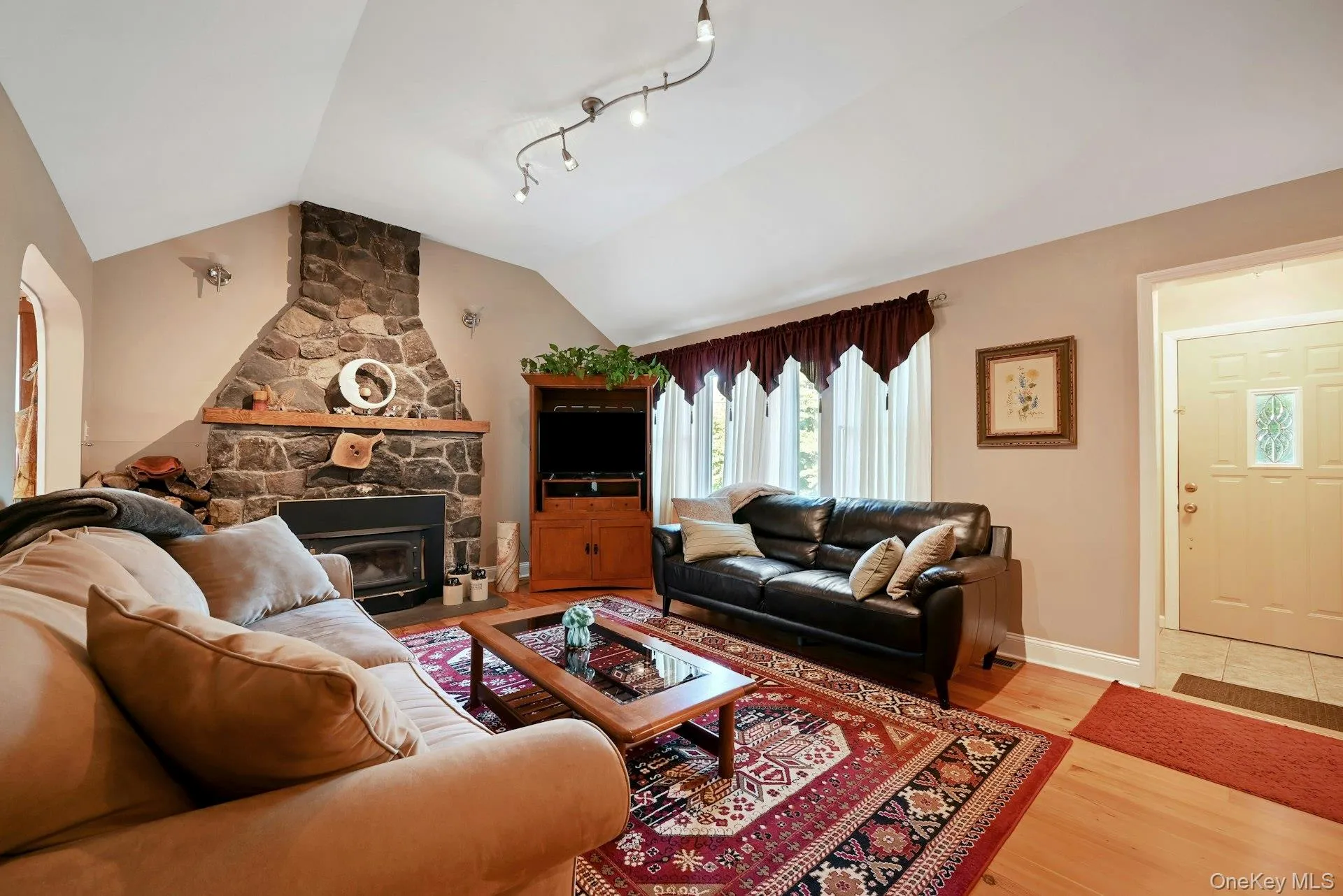 1111 State Route 17A, Warwick (town), NY, 4 Bedrooms Bedrooms, 6 Rooms Rooms,2 BathroomsBathrooms,Residential,For Rent,State Route 17A,0,1053006 1111 State Route 17A, Warwick (town), NY, 4 Bedrooms Bedrooms, 6 Rooms Rooms,2 BathroomsBathrooms,Residential,For Rent,State Route 17A,0,1053006