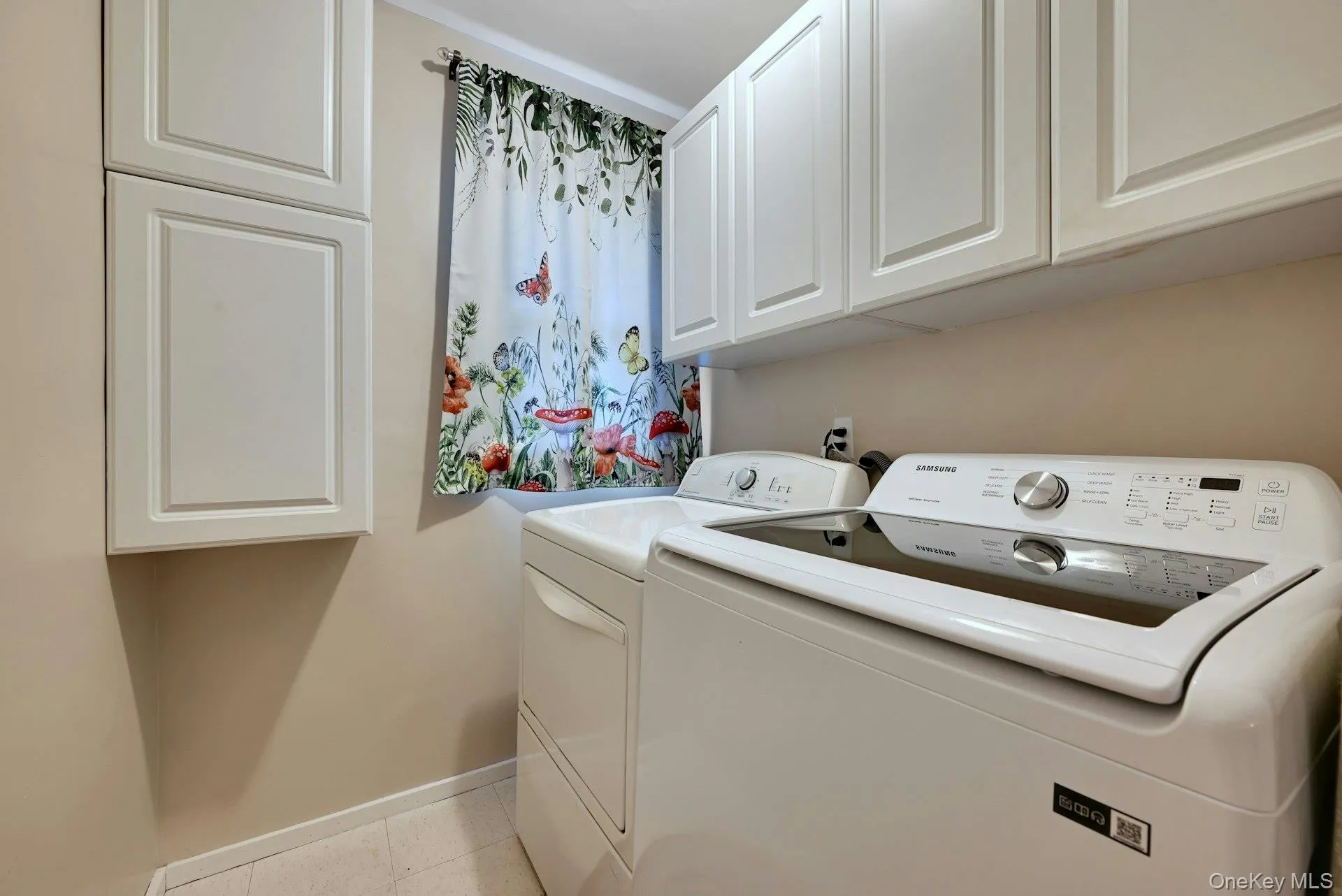 1111 State Route 17A, Warwick (town), NY, 4 Bedrooms Bedrooms, 6 Rooms Rooms,2 BathroomsBathrooms,Residential,For Rent,State Route 17A,0,1053006 1111 State Route 17A, Warwick (town), NY, 4 Bedrooms Bedrooms, 6 Rooms Rooms,2 BathroomsBathrooms,Residential,For Rent,State Route 17A,0,1053006