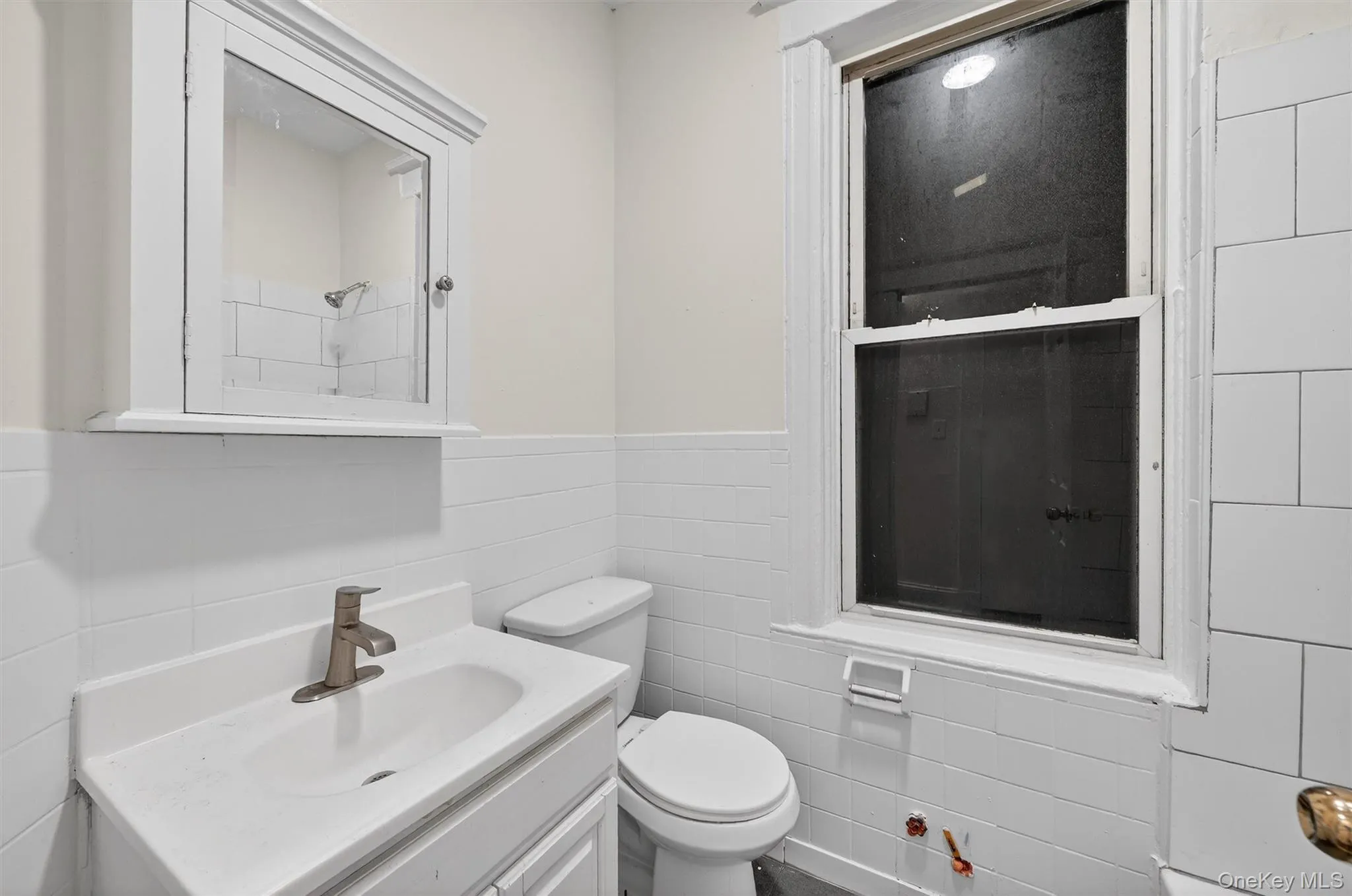 74 Oak Street, Yonkers, NY, 1 Bedroom Bedrooms, 5 Rooms Rooms,1 BathroomBathrooms,Residential Lease,For Rent,Oak,0,1053009 74 Oak Street, Yonkers, NY, 1 Bedroom Bedrooms, 5 Rooms Rooms,1 BathroomBathrooms,Residential Lease,For Rent,Oak,0,1053009