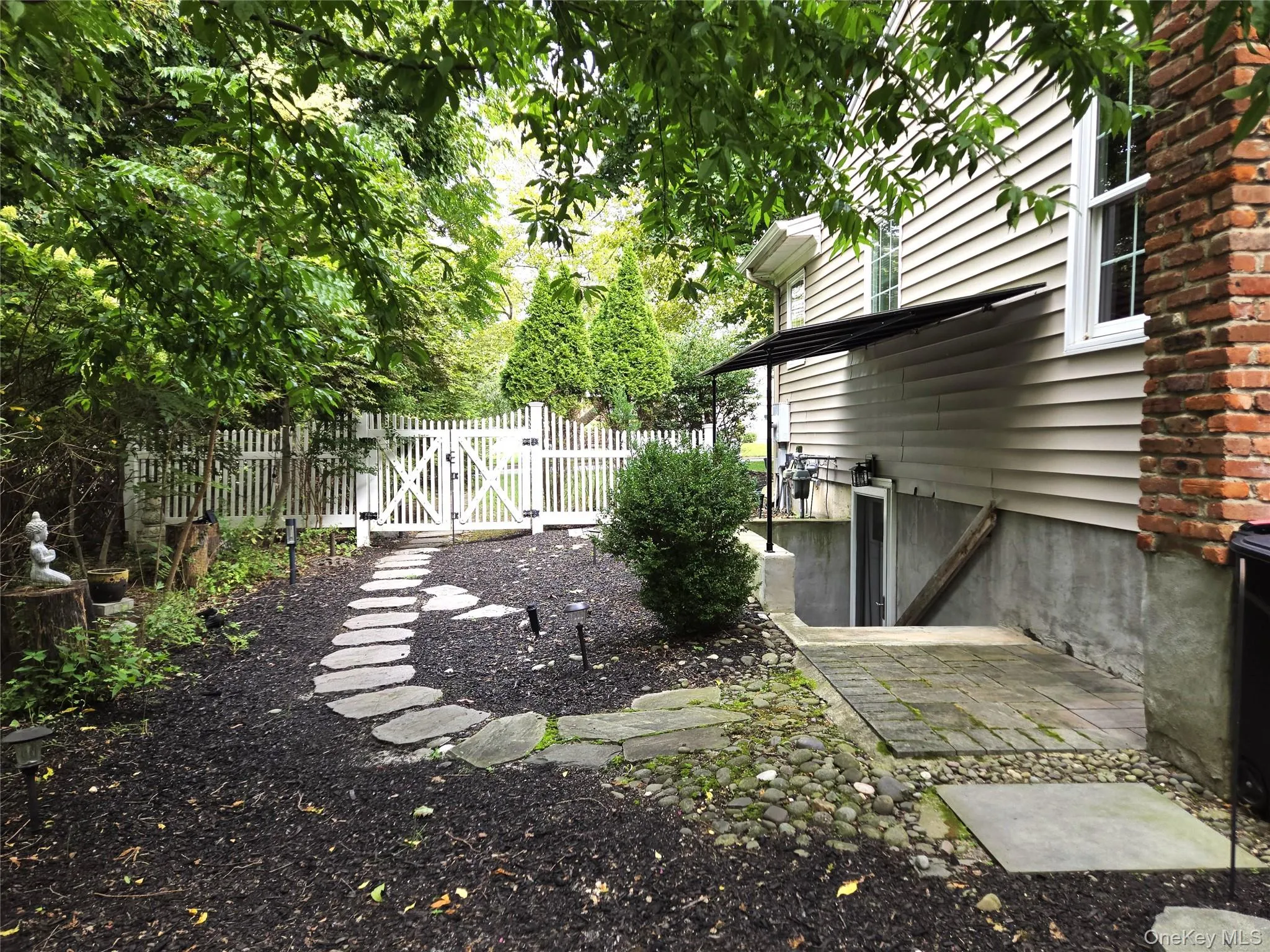 6 Harmony Lane, Brookhaven, NY, 1 Bedroom Bedrooms, 2 Room Rooms,1 BathroomBathrooms,Residential Lease,For Rent,Harmony,0,1053010 6 Harmony Lane, Brookhaven, NY, 1 Bedroom Bedrooms, 2 Room Rooms,1 BathroomBathrooms,Residential Lease,For Rent,Harmony,0,1053010