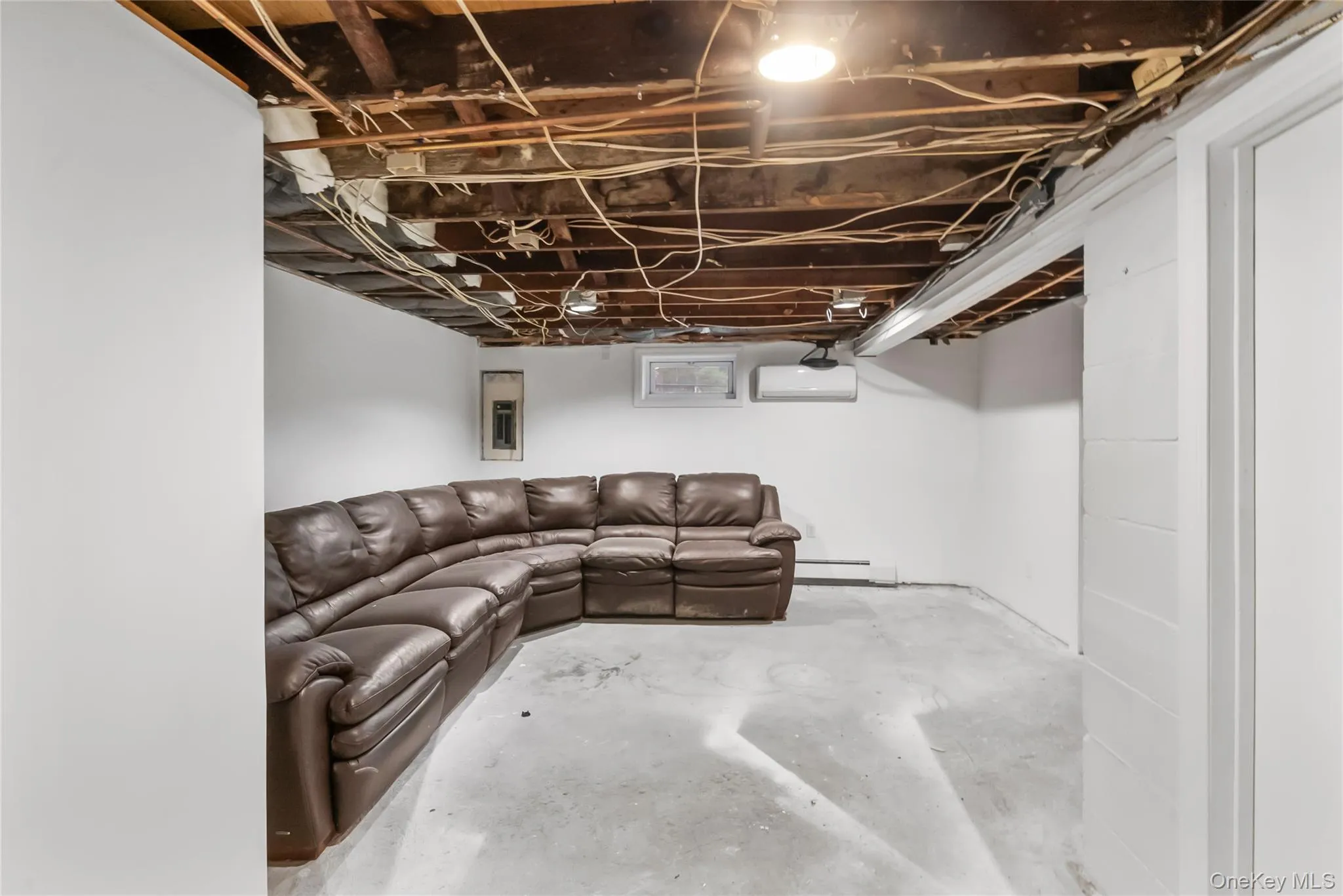 28 Beaverbrook Road, New Windsor, NY, 1 Bedroom Bedrooms, 5 Rooms Rooms,1 BathroomBathrooms,Residential,For Rent,Beaverbrook,0,1053016 28 Beaverbrook Road, New Windsor, NY, 1 Bedroom Bedrooms, 5 Rooms Rooms,1 BathroomBathrooms,Residential,For Rent,Beaverbrook,0,1053016