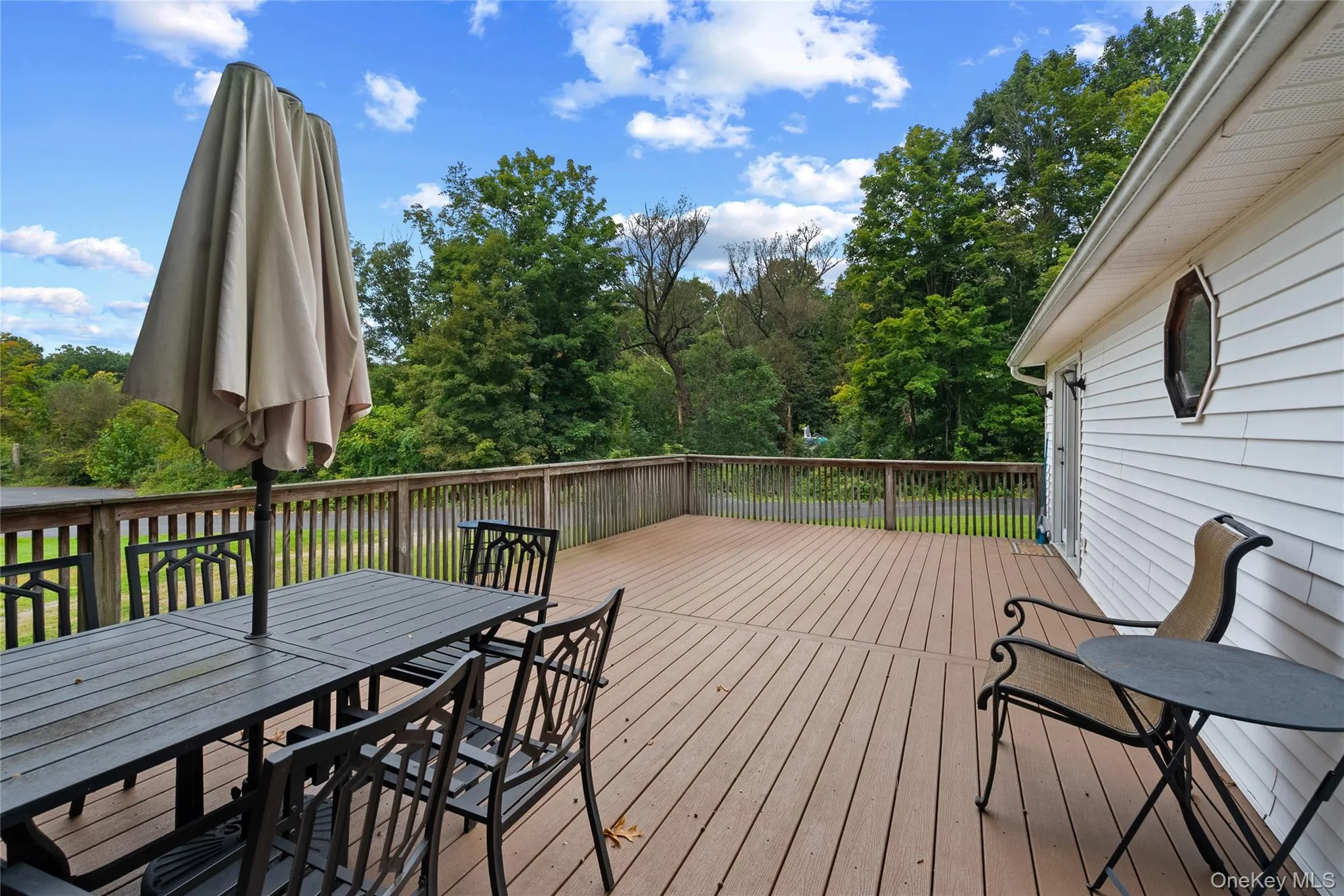 28 Beaverbrook Road, New Windsor, NY, 1 Bedroom Bedrooms, 5 Rooms Rooms,1 BathroomBathrooms,Residential,For Rent,Beaverbrook,0,1053016 28 Beaverbrook Road, New Windsor, NY, 1 Bedroom Bedrooms, 5 Rooms Rooms,1 BathroomBathrooms,Residential,For Rent,Beaverbrook,0,1053016