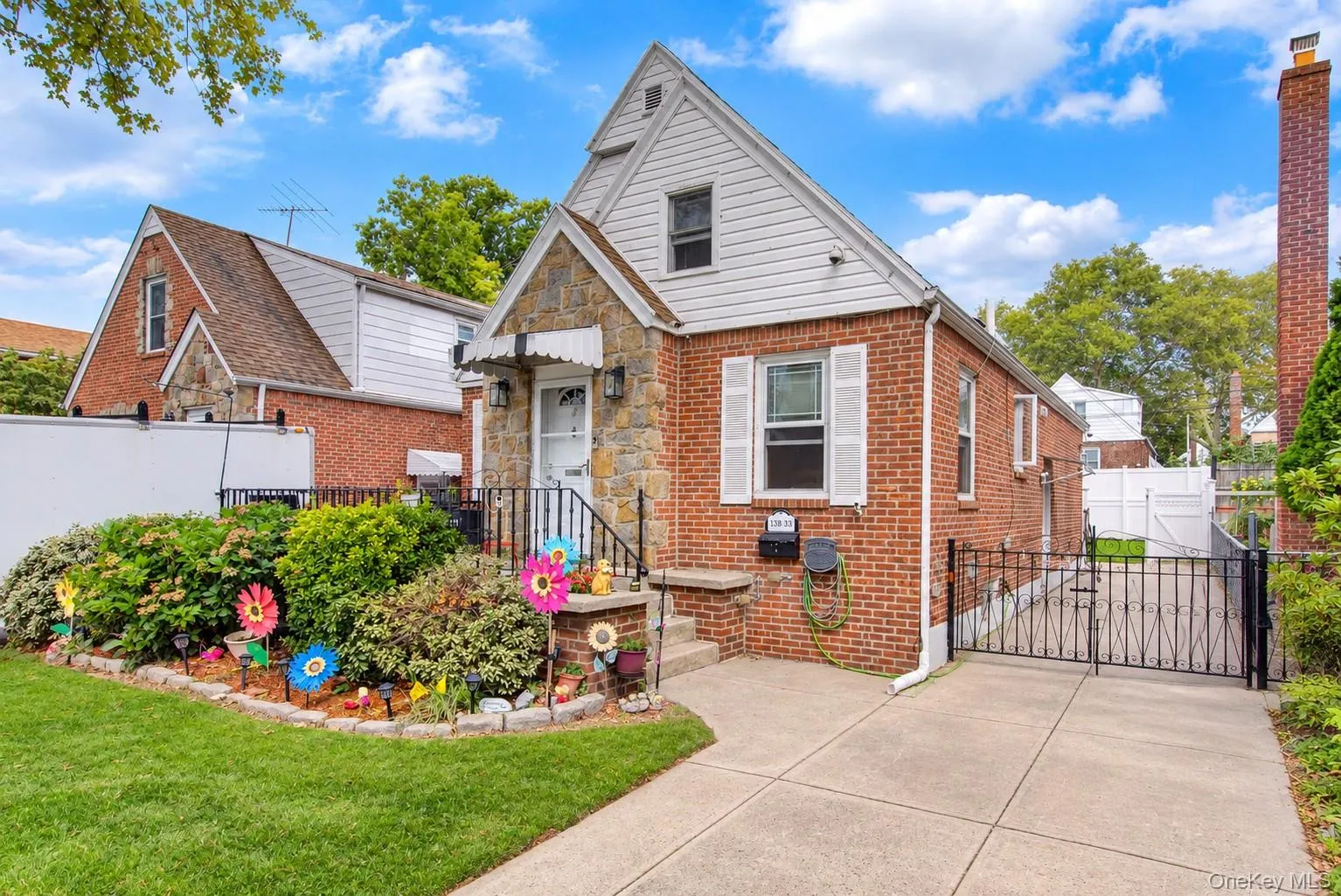 138-33 62nd Road, New York, NY, 3 Bedrooms Bedrooms, 7 Rooms Rooms,2 BathroomsBathrooms,Residential,For Rent,62nd,0,1053024 138-33 62nd Road, New York, NY, 3 Bedrooms Bedrooms, 7 Rooms Rooms,2 BathroomsBathrooms,Residential,For Rent,62nd,0,1053024