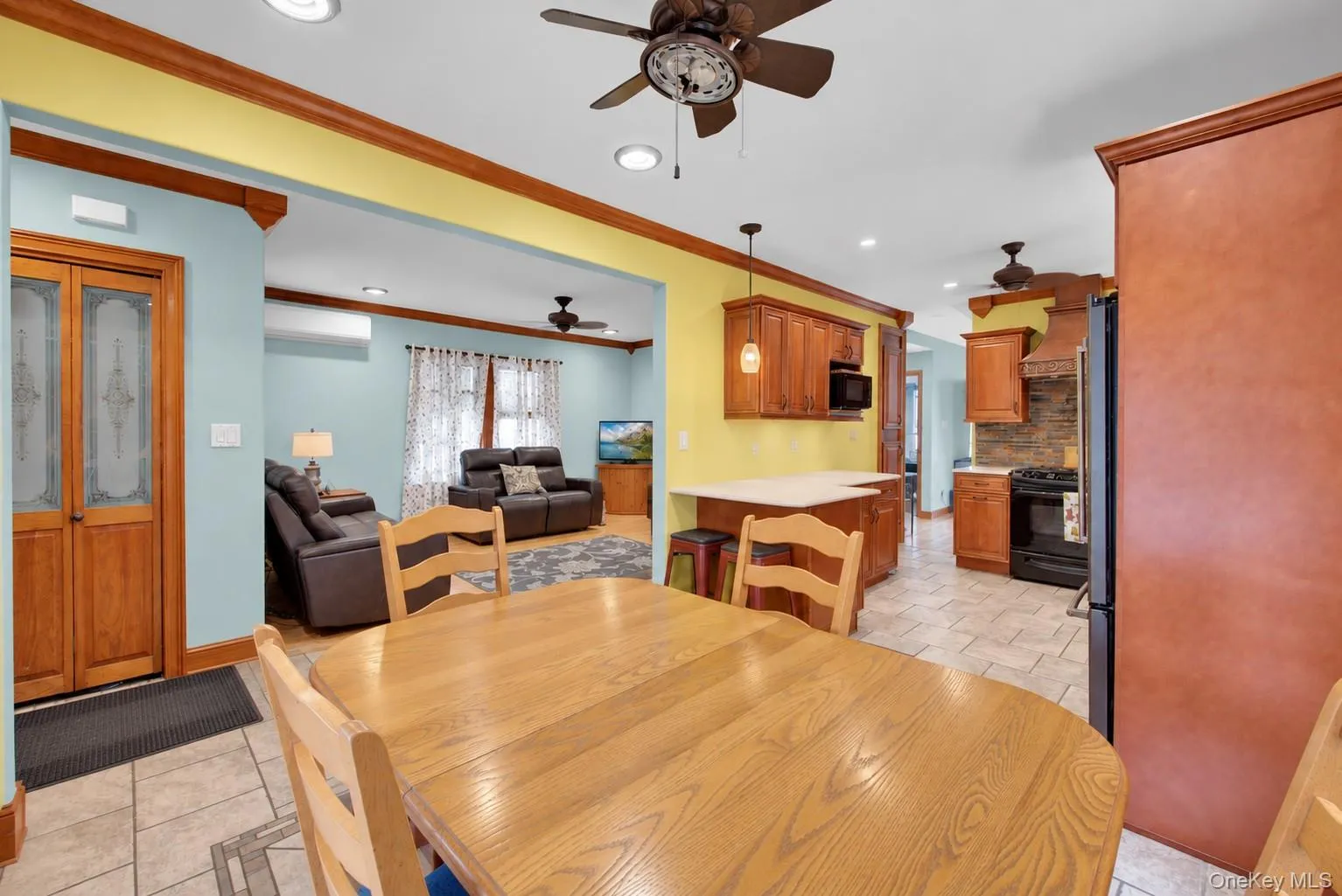 138-33 62nd Road, New York, NY, 3 Bedrooms Bedrooms, 7 Rooms Rooms,2 BathroomsBathrooms,Residential,For Rent,62nd,0,1053024 138-33 62nd Road, New York, NY, 3 Bedrooms Bedrooms, 7 Rooms Rooms,2 BathroomsBathrooms,Residential,For Rent,62nd,0,1053024