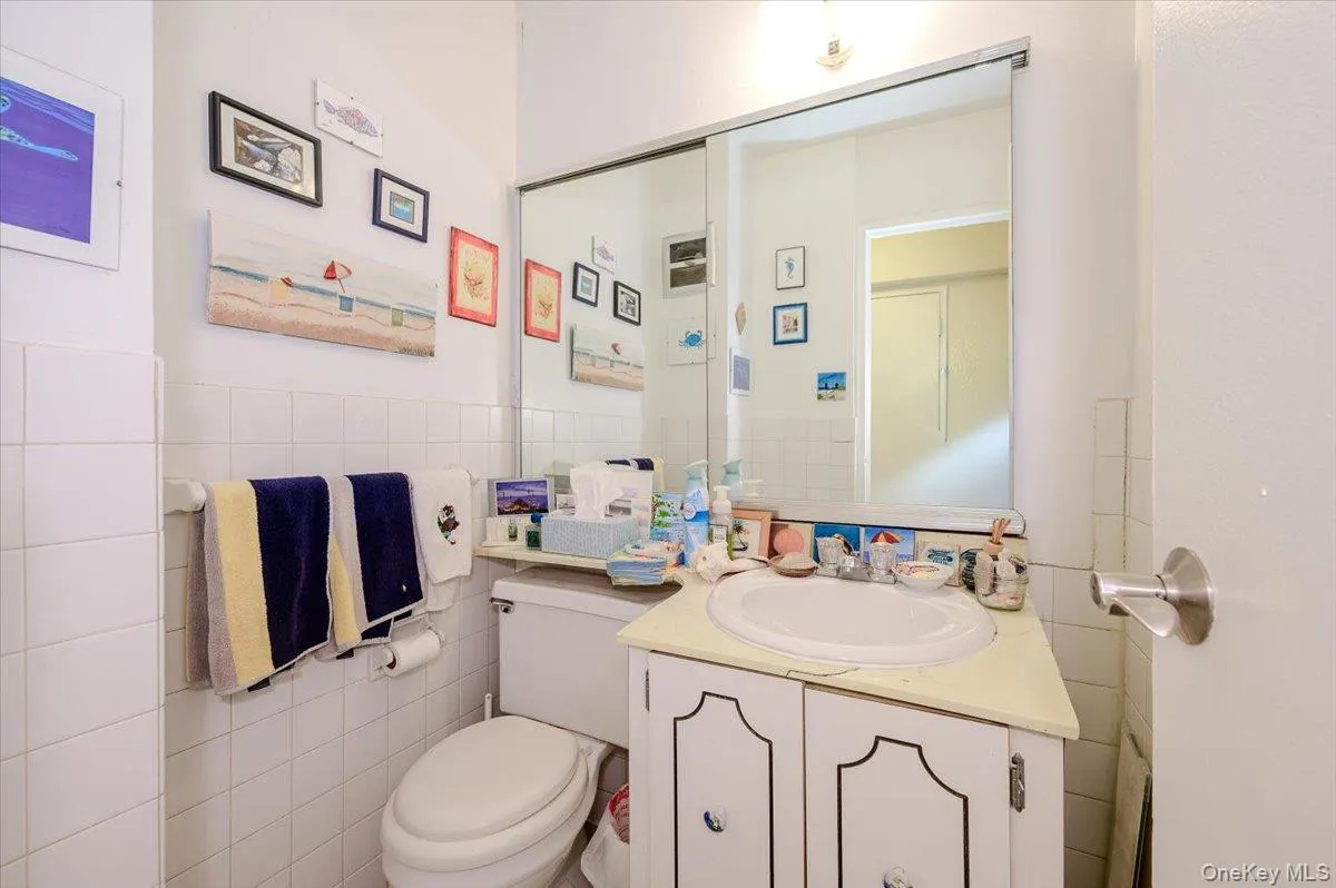 740 Broadway, Long Beach, NY, 1 Bedroom Bedrooms, 4 Rooms Rooms,1 BathroomBathrooms,Residential,For Rent,Broadway,0,1053035 740 Broadway, Long Beach, NY, 1 Bedroom Bedrooms, 4 Rooms Rooms,1 BathroomBathrooms,Residential,For Rent,Broadway,0,1053035