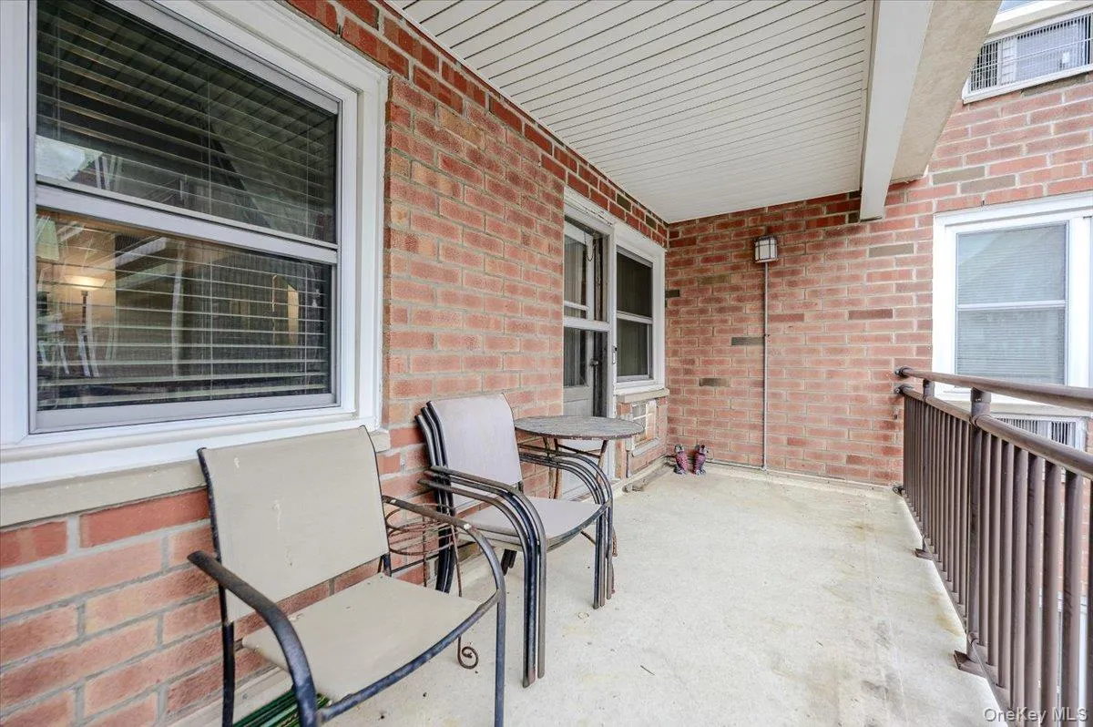 740 Broadway, Long Beach, NY, 1 Bedroom Bedrooms, 4 Rooms Rooms,1 BathroomBathrooms,Residential,For Rent,Broadway,0,1053035 740 Broadway, Long Beach, NY, 1 Bedroom Bedrooms, 4 Rooms Rooms,1 BathroomBathrooms,Residential,For Rent,Broadway,0,1053035
