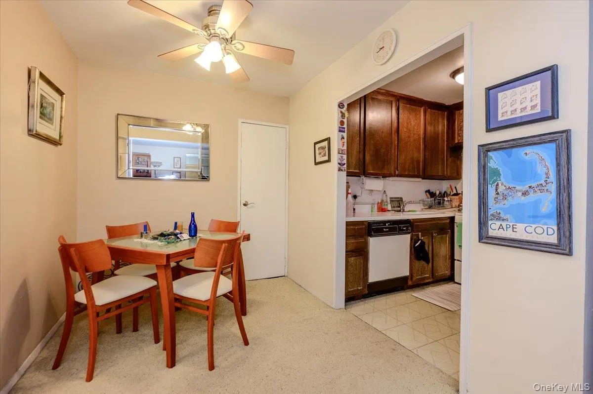 740 Broadway, Long Beach, NY, 1 Bedroom Bedrooms, 4 Rooms Rooms,1 BathroomBathrooms,Residential,For Rent,Broadway,0,1053035 740 Broadway, Long Beach, NY, 1 Bedroom Bedrooms, 4 Rooms Rooms,1 BathroomBathrooms,Residential,For Rent,Broadway,0,1053035