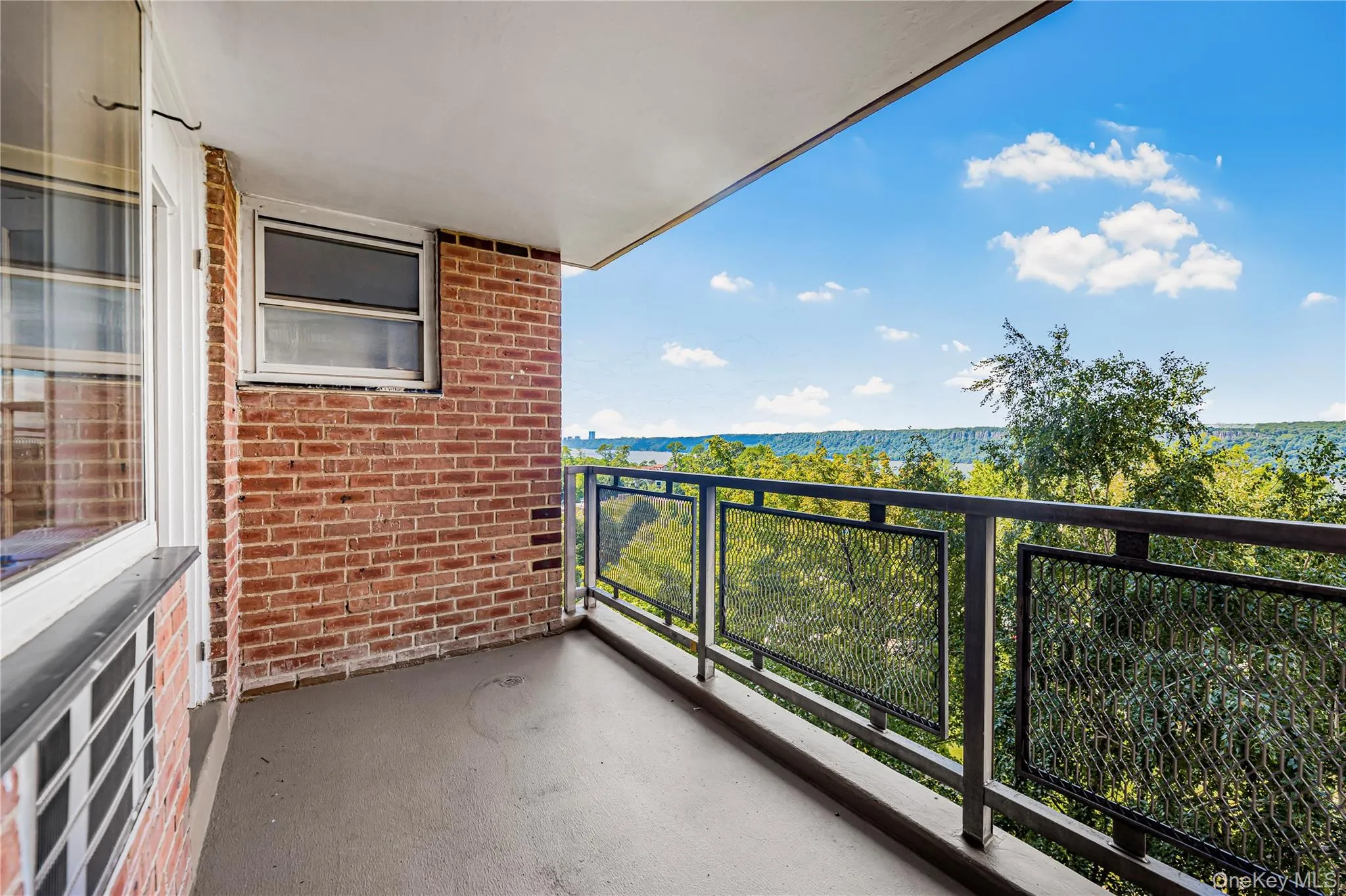 5800 Arlington Avenue, New York, NY, 3 Bedrooms Bedrooms, 3 Rooms Rooms,1 BathroomBathrooms,Residential,For Rent,Arlington,0,1053037 5800 Arlington Avenue, New York, NY, 3 Bedrooms Bedrooms, 3 Rooms Rooms,1 BathroomBathrooms,Residential,For Rent,Arlington,0,1053037