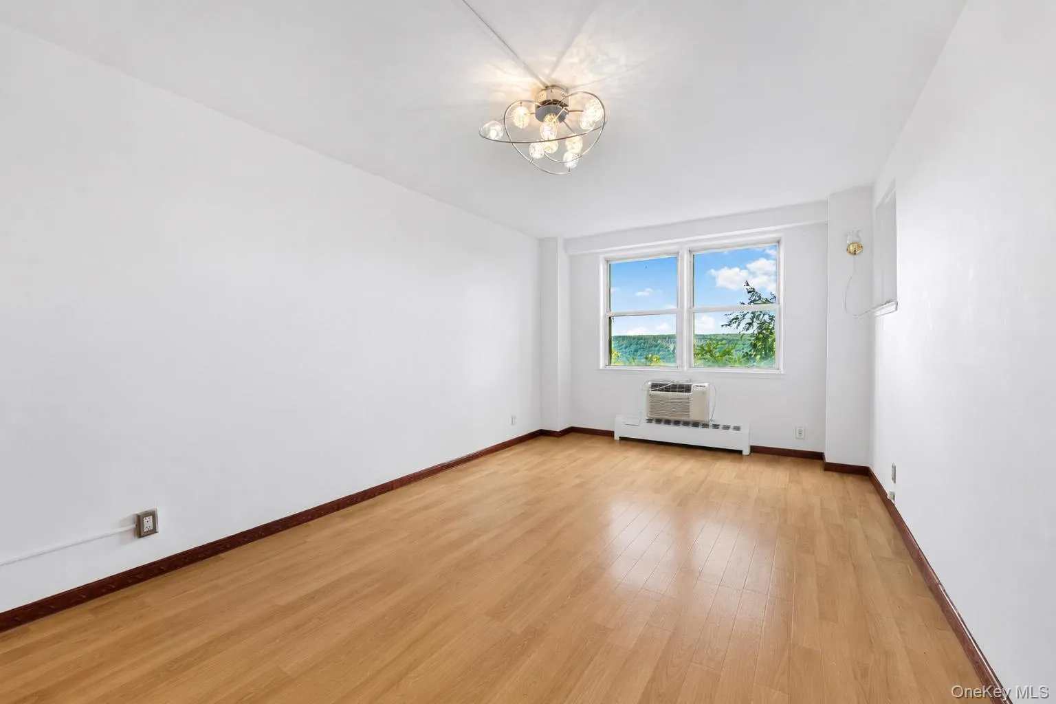 5800 Arlington Avenue, New York, NY, 3 Bedrooms Bedrooms, 3 Rooms Rooms,1 BathroomBathrooms,Residential,For Rent,Arlington,0,1053037 5800 Arlington Avenue, New York, NY, 3 Bedrooms Bedrooms, 3 Rooms Rooms,1 BathroomBathrooms,Residential,For Rent,Arlington,0,1053037