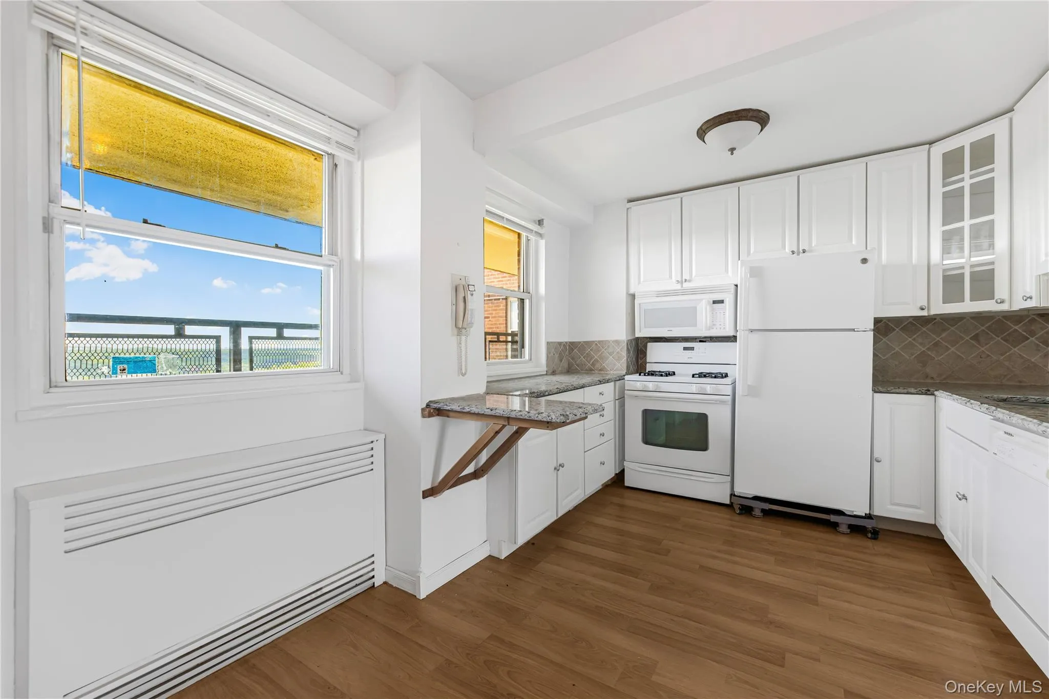 5800 Arlington Avenue, New York, NY, 3 Bedrooms Bedrooms, 3 Rooms Rooms,1 BathroomBathrooms,Residential,For Rent,Arlington,0,1053037 5800 Arlington Avenue, New York, NY, 3 Bedrooms Bedrooms, 3 Rooms Rooms,1 BathroomBathrooms,Residential,For Rent,Arlington,0,1053037
