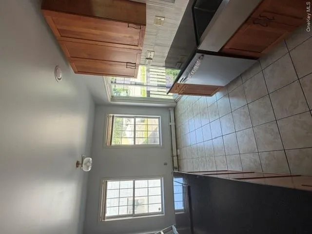 366 Washington Street, Newburgh (city), NY, 2 Bedrooms Bedrooms, 6 Rooms Rooms,1 BathroomBathrooms,Residential,For Rent,Washington,0,1053045 366 Washington Street, Newburgh (city), NY, 2 Bedrooms Bedrooms, 6 Rooms Rooms,1 BathroomBathrooms,Residential,For Rent,Washington,0,1053045