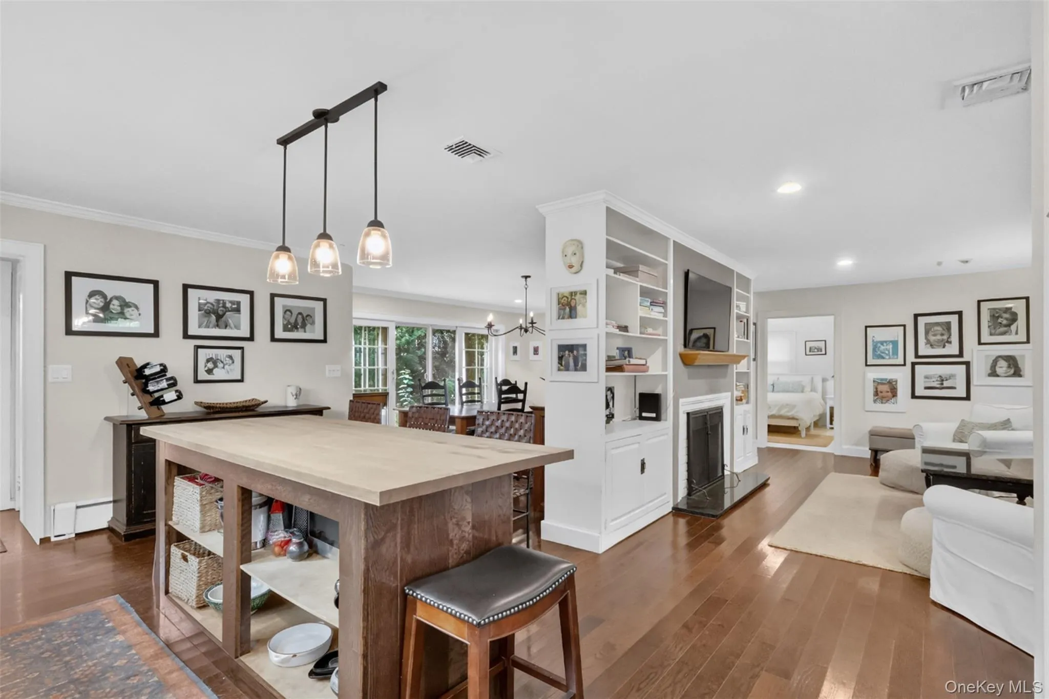 9 Oleander Drive, Huntington, NY, 2 Bedrooms Bedrooms, 6 Rooms Rooms,2 BathroomsBathrooms,Residential Lease,For Rent,Oleander,0,1053048 9 Oleander Drive, Huntington, NY, 2 Bedrooms Bedrooms, 6 Rooms Rooms,2 BathroomsBathrooms,Residential Lease,For Rent,Oleander,0,1053048