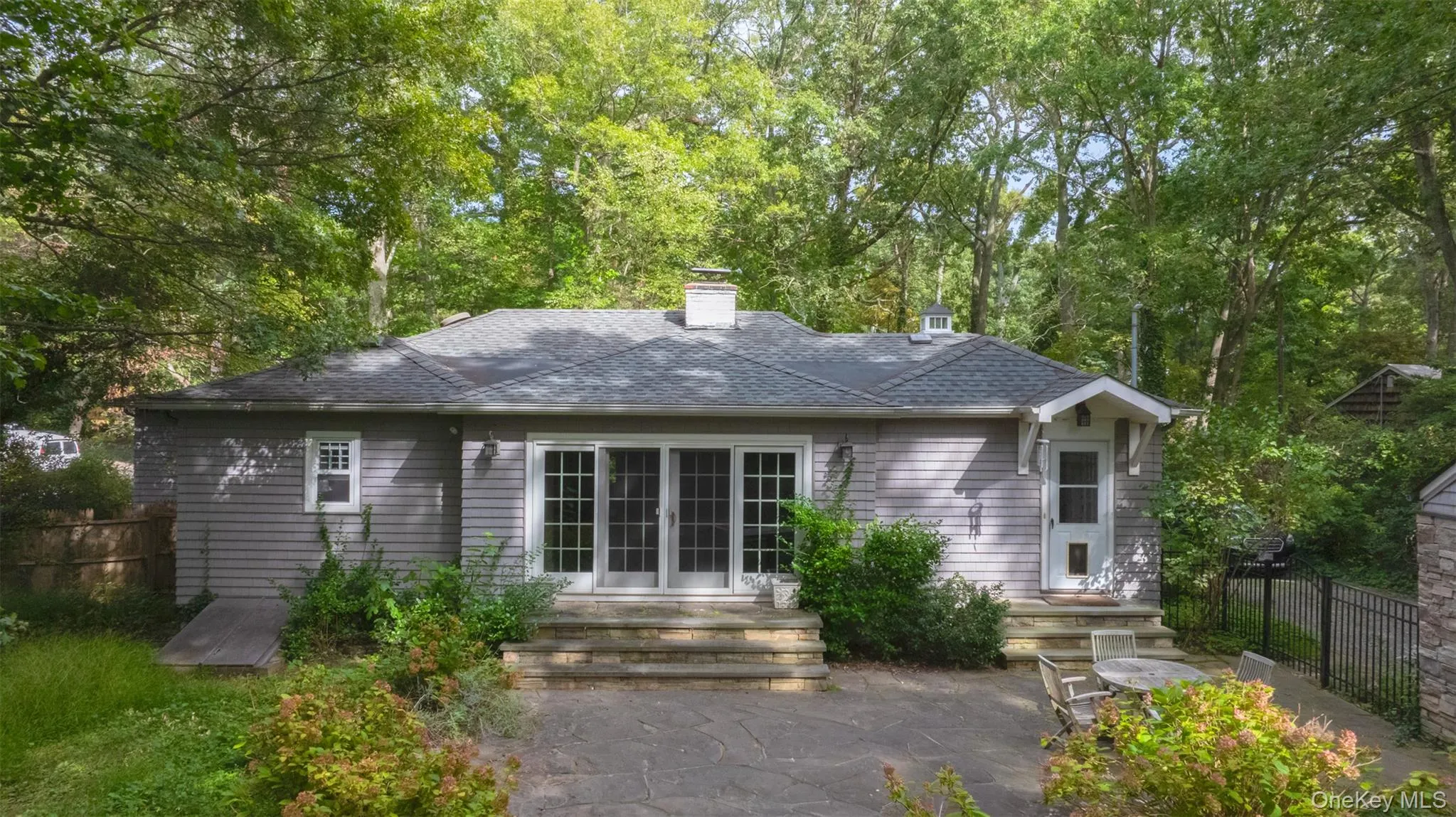9 Oleander Drive, Huntington, NY, 2 Bedrooms Bedrooms, 6 Rooms Rooms,2 BathroomsBathrooms,Residential Lease,For Rent,Oleander,0,1053048 9 Oleander Drive, Huntington, NY, 2 Bedrooms Bedrooms, 6 Rooms Rooms,2 BathroomsBathrooms,Residential Lease,For Rent,Oleander,0,1053048