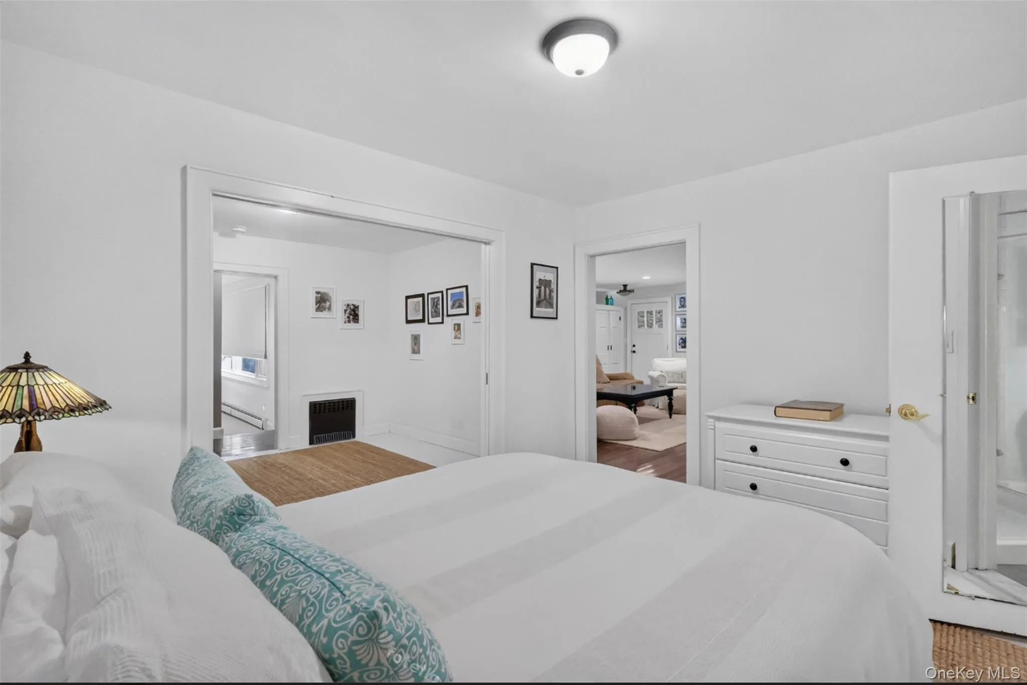 9 Oleander Drive, Huntington, NY, 2 Bedrooms Bedrooms, 6 Rooms Rooms,2 BathroomsBathrooms,Residential Lease,For Rent,Oleander,0,1053048 9 Oleander Drive, Huntington, NY, 2 Bedrooms Bedrooms, 6 Rooms Rooms,2 BathroomsBathrooms,Residential Lease,For Rent,Oleander,0,1053048