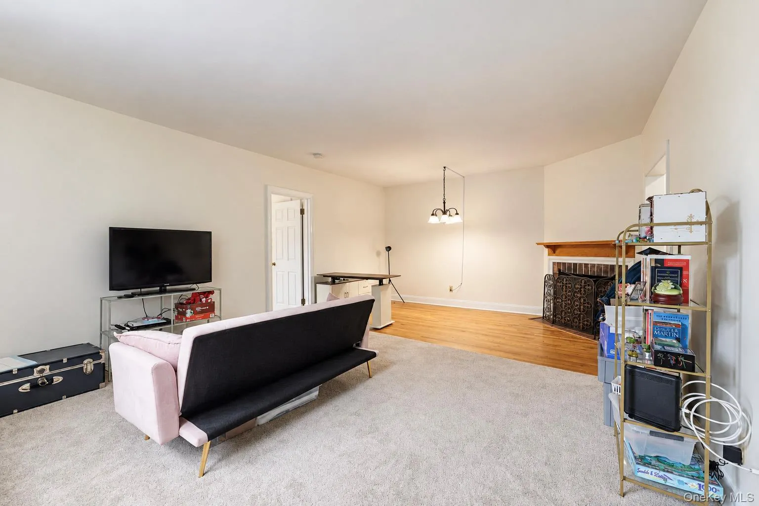 68 Hartsdale Avenue, Greenburgh, NY, 1 Bedroom Bedrooms, 4 Rooms Rooms,1 BathroomBathrooms,Residential,For Rent,Hartsdale,0,1053056 68 Hartsdale Avenue, Greenburgh, NY, 1 Bedroom Bedrooms, 4 Rooms Rooms,1 BathroomBathrooms,Residential,For Rent,Hartsdale,0,1053056