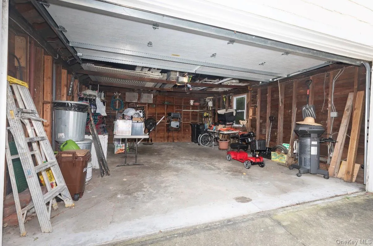 46 Pilot Street, New York, NY, 3 Bedrooms Bedrooms, 8 Rooms Rooms,1 BathroomBathrooms,Residential,For Rent,Pilot,0,1053057 46 Pilot Street, New York, NY, 3 Bedrooms Bedrooms, 8 Rooms Rooms,1 BathroomBathrooms,Residential,For Rent,Pilot,0,1053057