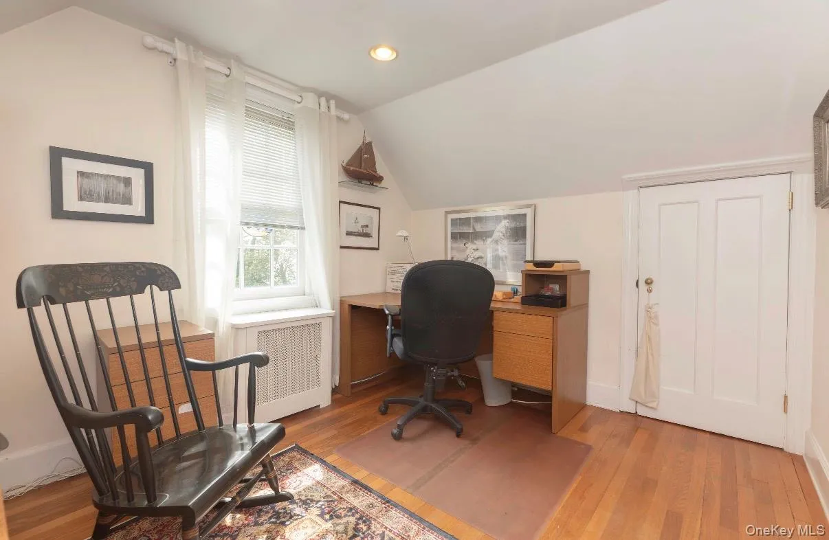 46 Pilot Street, New York, NY, 3 Bedrooms Bedrooms, 8 Rooms Rooms,1 BathroomBathrooms,Residential,For Rent,Pilot,0,1053057 46 Pilot Street, New York, NY, 3 Bedrooms Bedrooms, 8 Rooms Rooms,1 BathroomBathrooms,Residential,For Rent,Pilot,0,1053057