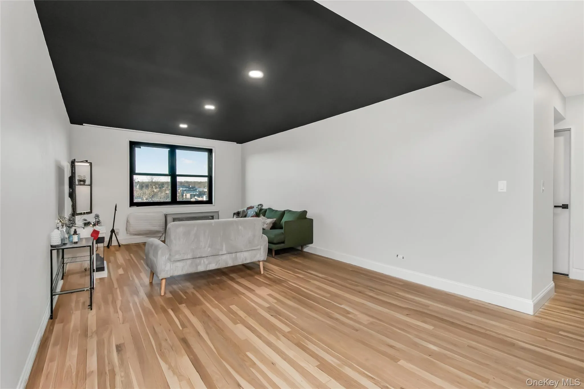 75 238th Street, New York, NY, 1 Bedroom Bedrooms, 3 Rooms Rooms,1 BathroomBathrooms,Residential,For Rent,238th,0,1053060 75 238th Street, New York, NY, 1 Bedroom Bedrooms, 3 Rooms Rooms,1 BathroomBathrooms,Residential,For Rent,238th,0,1053060
