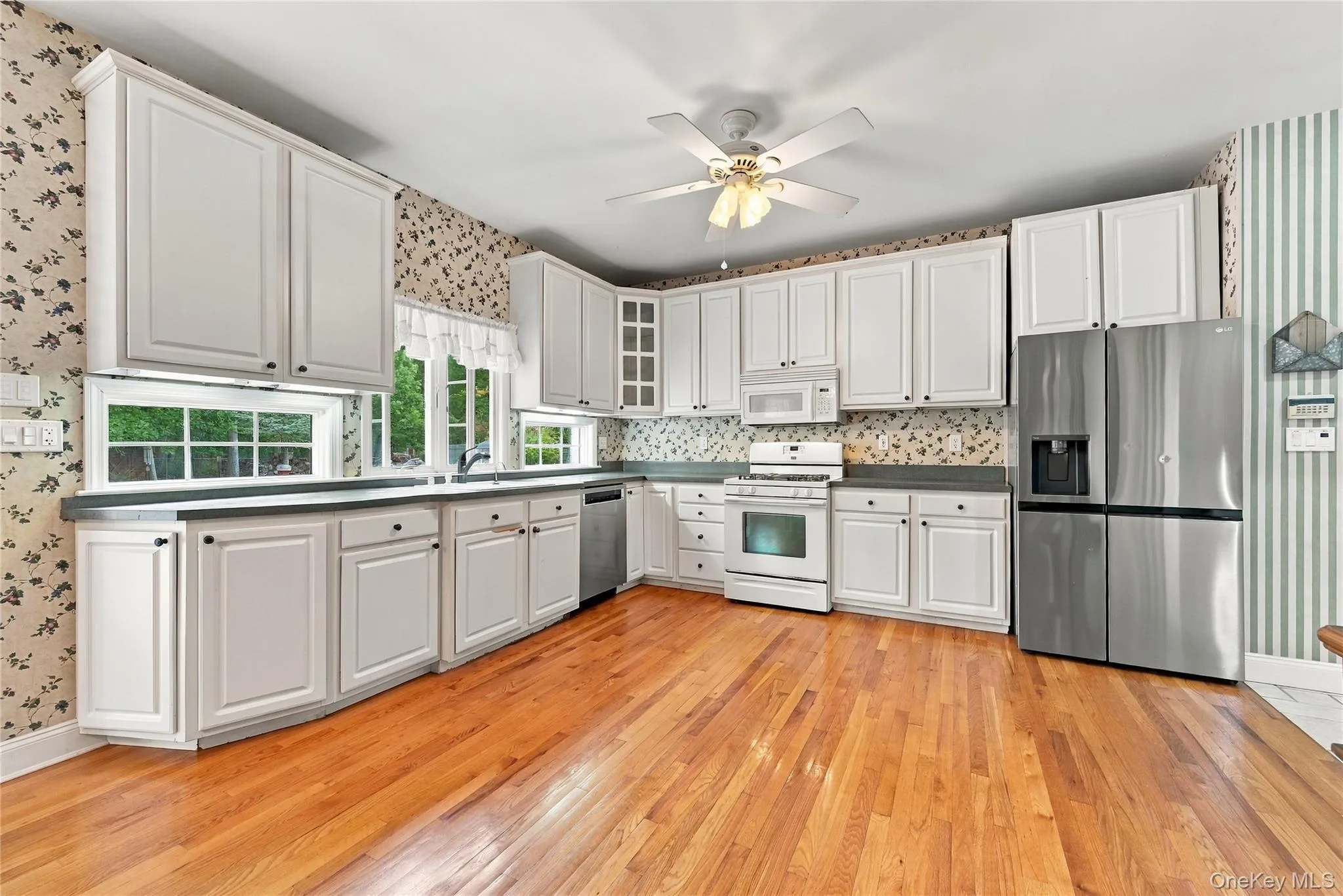 57 Margin Road, Brookhaven, NY, 5 Bedrooms Bedrooms, 11 Rooms Rooms,4 BathroomsBathrooms,Residential,For Rent,Margin,0,1053064 57 Margin Road, Brookhaven, NY, 5 Bedrooms Bedrooms, 11 Rooms Rooms,4 BathroomsBathrooms,Residential,For Rent,Margin,0,1053064