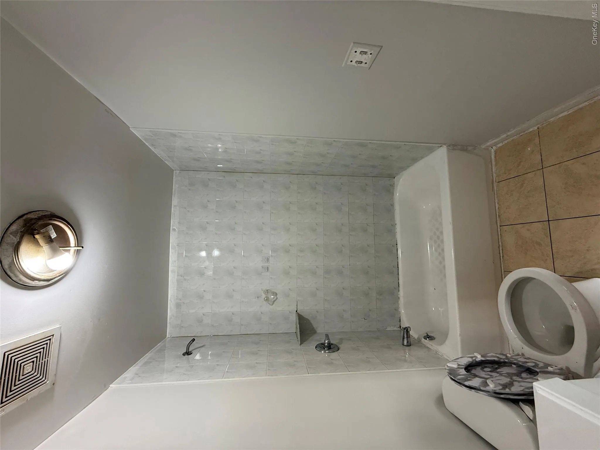 803 Astoria Boulevard, New York, NY, 2 Bedroom Bedrooms, 3 Room Rooms,2 BathroomBathrooms,Residential Lease,For Rent,Astoria,0,1053065 803 Astoria Boulevard, New York, NY, 2 Bedroom Bedrooms, 3 Room Rooms,2 BathroomBathrooms,Residential Lease,For Rent,Astoria,0,1053065