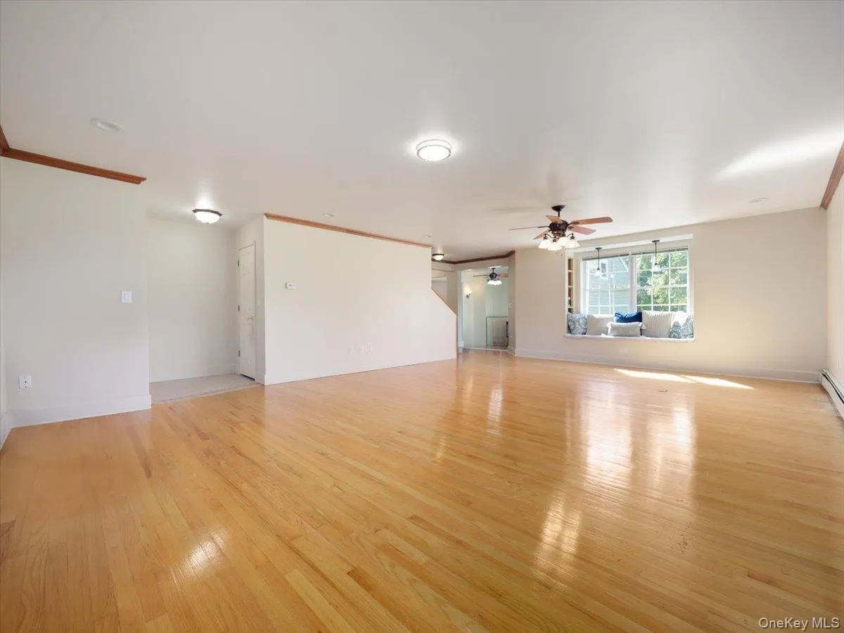 8 Acorn Drive, Montgomery, NY, 4 Bedrooms Bedrooms, 11 Rooms Rooms,3 BathroomsBathrooms,Residential,For Rent,Acorn,0,1053066 8 Acorn Drive, Montgomery, NY, 4 Bedrooms Bedrooms, 11 Rooms Rooms,3 BathroomsBathrooms,Residential,For Rent,Acorn,0,1053066