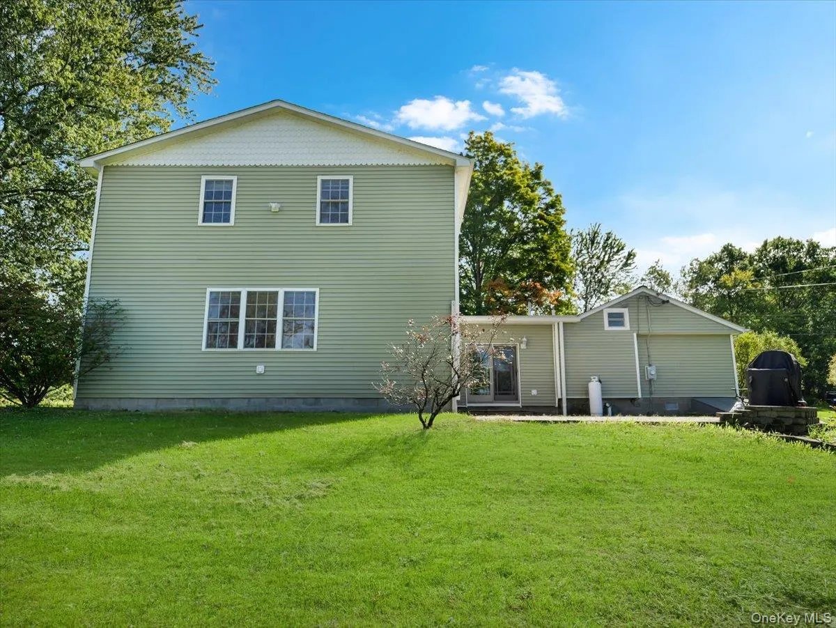 8 Acorn Drive, Montgomery, NY, 4 Bedrooms Bedrooms, 11 Rooms Rooms,3 BathroomsBathrooms,Residential,For Rent,Acorn,0,1053066 8 Acorn Drive, Montgomery, NY, 4 Bedrooms Bedrooms, 11 Rooms Rooms,3 BathroomsBathrooms,Residential,For Rent,Acorn,0,1053066
