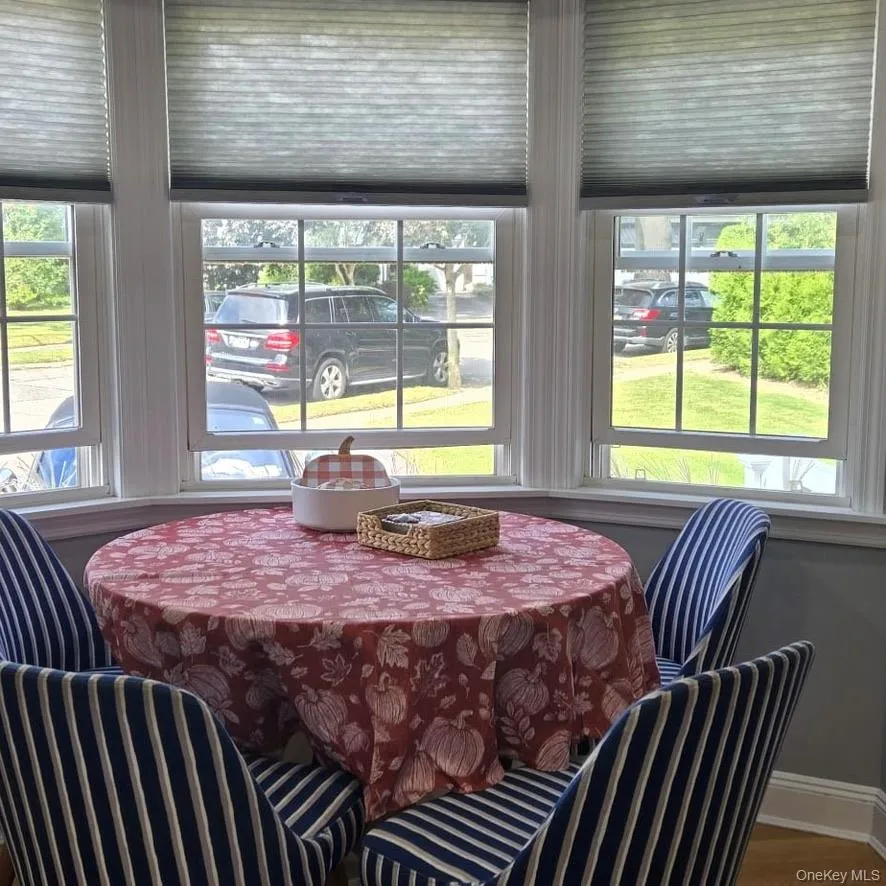 2 Windsor Place, Hempstead, NY, 4 Bedrooms Bedrooms, 6 Rooms Rooms,2 BathroomsBathrooms,Residential,For Rent,Windsor,0,1053067 2 Windsor Place, Hempstead, NY, 4 Bedrooms Bedrooms, 6 Rooms Rooms,2 BathroomsBathrooms,Residential,For Rent,Windsor,0,1053067