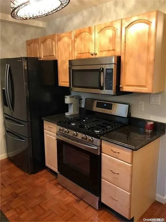 59 Sintsink Drive, North Hempstead, NY, 2 Bedrooms Bedrooms, 4 Rooms Rooms,1 BathroomBathrooms,Residential Lease,For Rent,Sintsink,0,1053068 59 Sintsink Drive, North Hempstead, NY, 2 Bedrooms Bedrooms, 4 Rooms Rooms,1 BathroomBathrooms,Residential Lease,For Rent,Sintsink,0,1053068