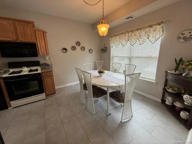 6 Daremy Circle, Brookhaven, NY, 3 Bedrooms Bedrooms, 6 Rooms Rooms,1 BathroomBathrooms,Residential,For Rent,Daremy,0,1053070 6 Daremy Circle, Brookhaven, NY, 3 Bedrooms Bedrooms, 6 Rooms Rooms,1 BathroomBathrooms,Residential,For Rent,Daremy,0,1053070