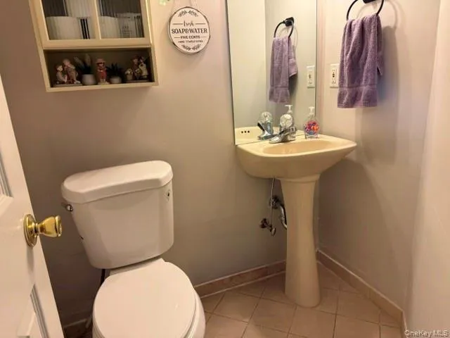 Powder room in entry Powder room in entry