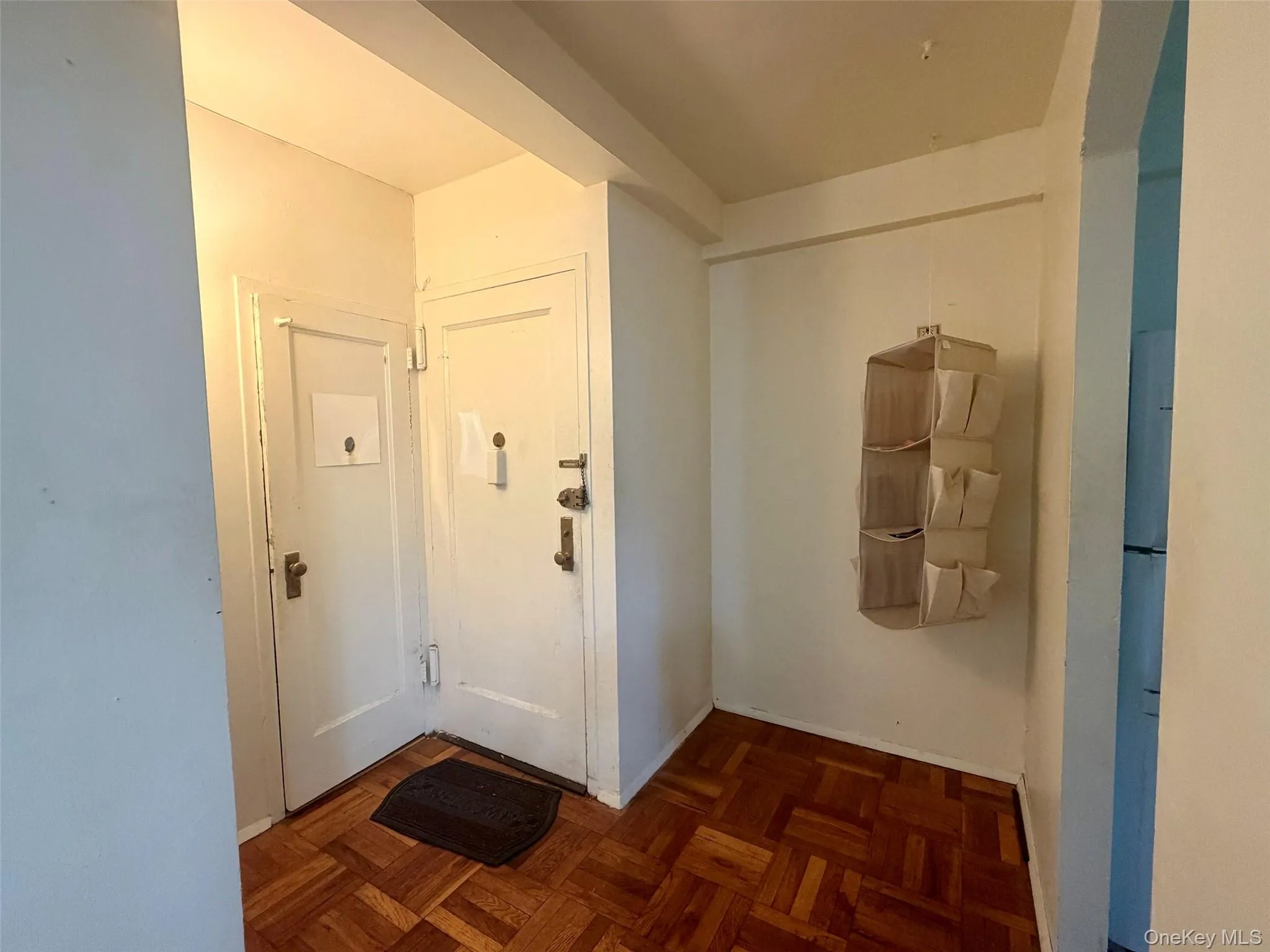 2049 Mc Graw Avenue, New York, NY, 3 Bedrooms Bedrooms, 5 Rooms Rooms,1 BathroomBathrooms,Residential,For Rent,Mc Graw,0,1053072 2049 Mc Graw Avenue, New York, NY, 3 Bedrooms Bedrooms, 5 Rooms Rooms,1 BathroomBathrooms,Residential,For Rent,Mc Graw,0,1053072