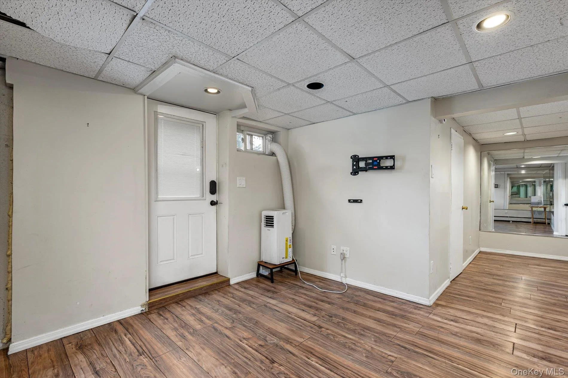 73 Anndom Court, Babylon, NY, 4 Bedrooms Bedrooms, 10 Rooms Rooms,2 BathroomsBathrooms,Residential,For Rent,Anndom,0,1053073 73 Anndom Court, Babylon, NY, 4 Bedrooms Bedrooms, 10 Rooms Rooms,2 BathroomsBathrooms,Residential,For Rent,Anndom,0,1053073