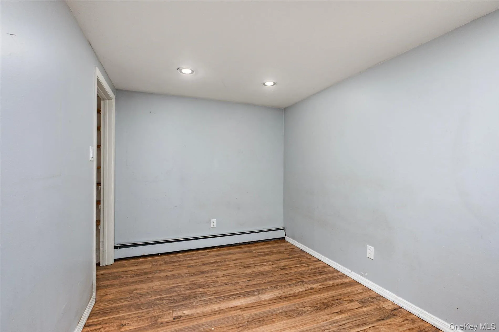 73 Anndom Court, Babylon, NY, 4 Bedrooms Bedrooms, 10 Rooms Rooms,2 BathroomsBathrooms,Residential,For Rent,Anndom,0,1053073 73 Anndom Court, Babylon, NY, 4 Bedrooms Bedrooms, 10 Rooms Rooms,2 BathroomsBathrooms,Residential,For Rent,Anndom,0,1053073