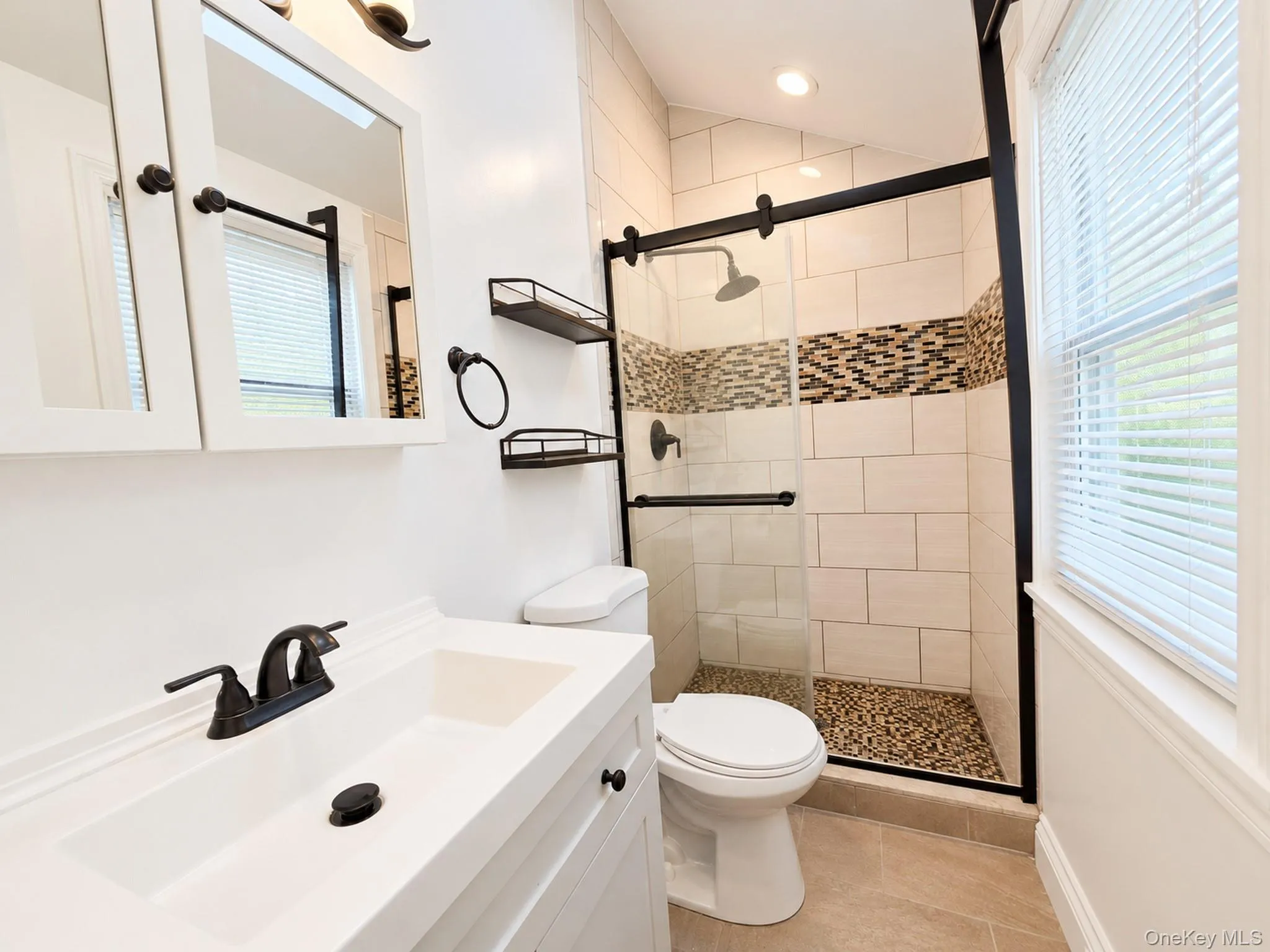 2 Teton Place, Brookhaven, NY, 4 Bedrooms Bedrooms, 9 Rooms Rooms,2 BathroomsBathrooms,Residential,For Rent,Teton,0,1053074 2 Teton Place, Brookhaven, NY, 4 Bedrooms Bedrooms, 9 Rooms Rooms,2 BathroomsBathrooms,Residential,For Rent,Teton,0,1053074