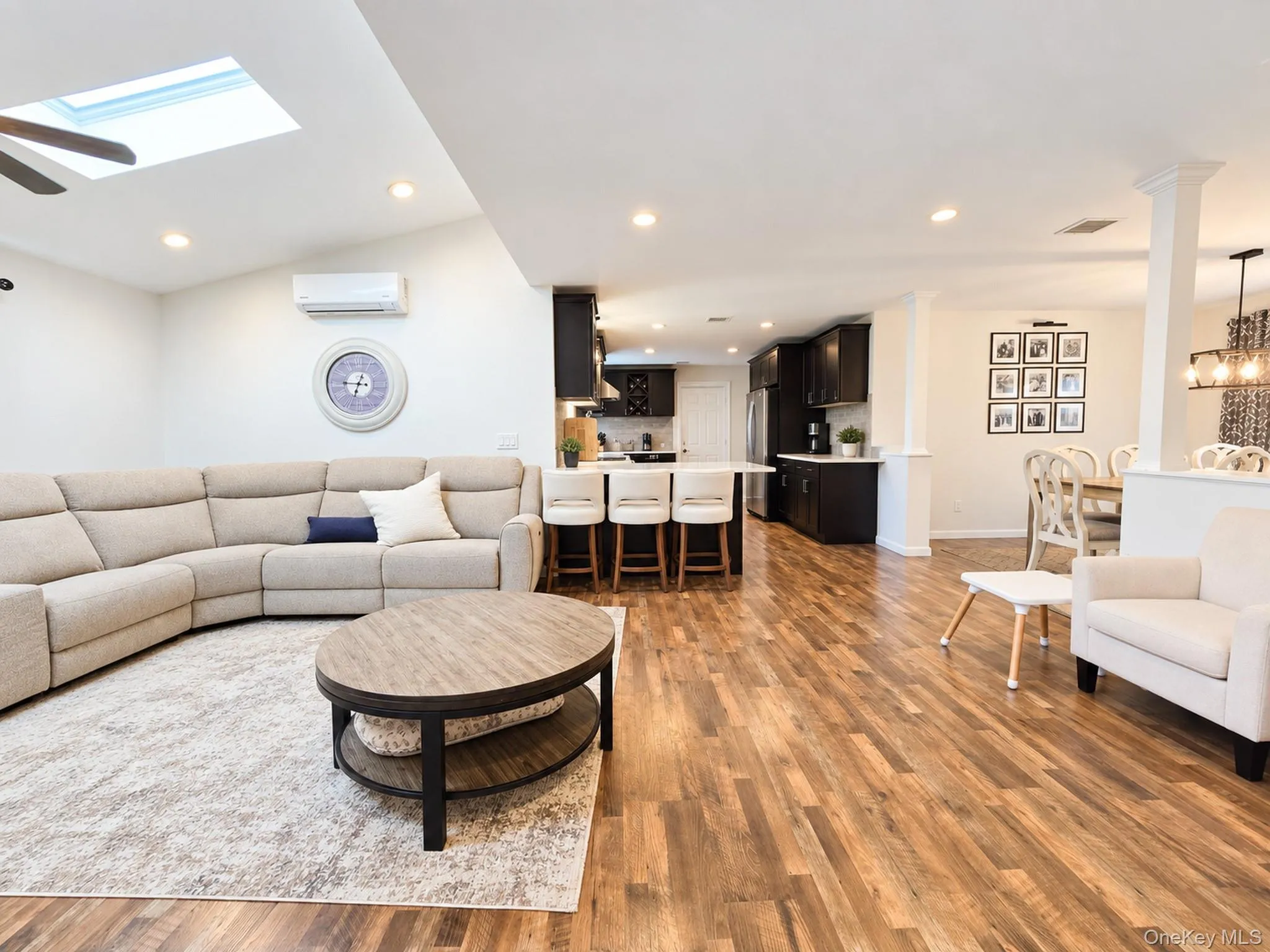 2 Teton Place, Brookhaven, NY, 4 Bedrooms Bedrooms, 9 Rooms Rooms,2 BathroomsBathrooms,Residential,For Rent,Teton,0,1053074 2 Teton Place, Brookhaven, NY, 4 Bedrooms Bedrooms, 9 Rooms Rooms,2 BathroomsBathrooms,Residential,For Rent,Teton,0,1053074
