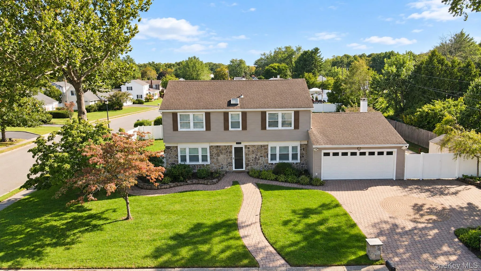 2 Teton Place, Brookhaven, NY, 4 Bedrooms Bedrooms, 9 Rooms Rooms,2 BathroomsBathrooms,Residential,For Rent,Teton,0,1053074 2 Teton Place, Brookhaven, NY, 4 Bedrooms Bedrooms, 9 Rooms Rooms,2 BathroomsBathrooms,Residential,For Rent,Teton,0,1053074