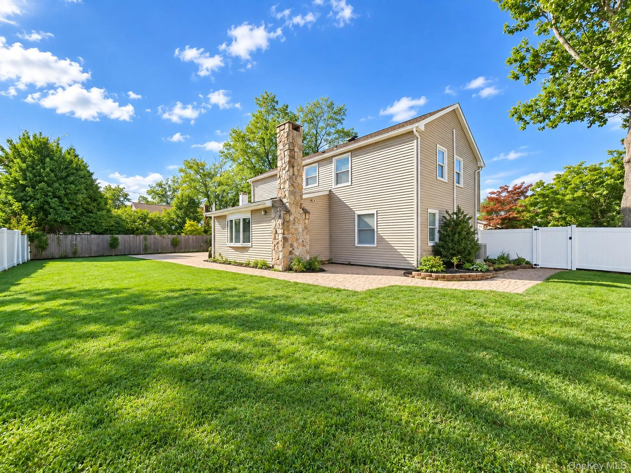 2 Teton Place, Brookhaven, NY, 4 Bedrooms Bedrooms, 9 Rooms Rooms,2 BathroomsBathrooms,Residential,For Rent,Teton,0,1053074 2 Teton Place, Brookhaven, NY, 4 Bedrooms Bedrooms, 9 Rooms Rooms,2 BathroomsBathrooms,Residential,For Rent,Teton,0,1053074
