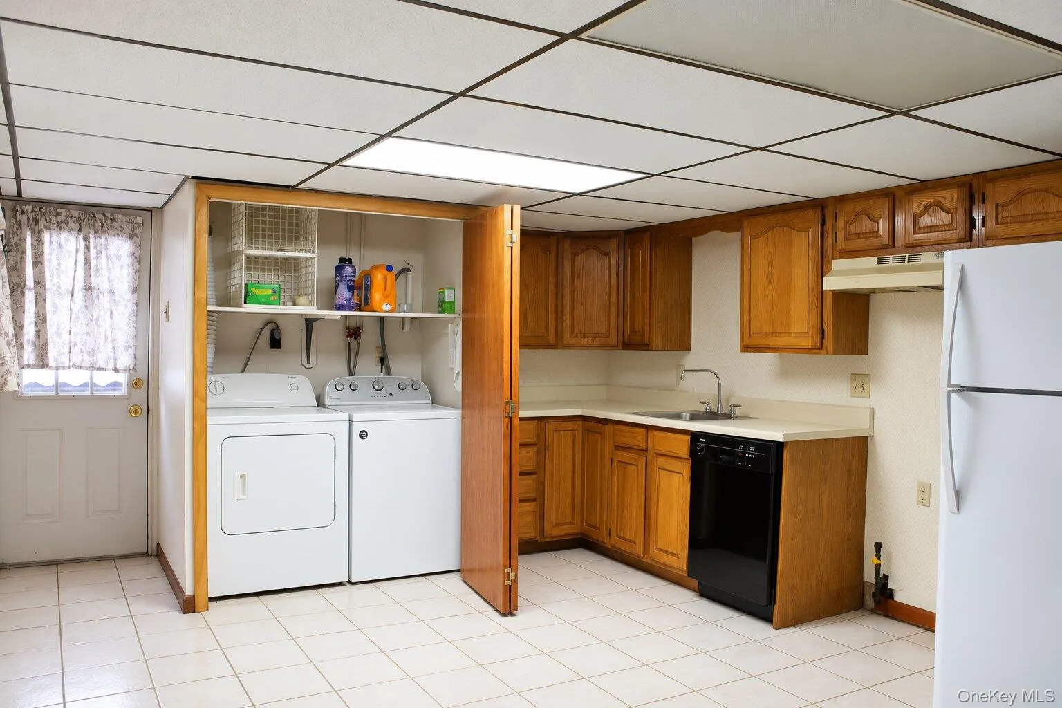 1 Timberly Drive, Goshen, NY, 5 Bedrooms Bedrooms, 11 Rooms Rooms,3 BathroomsBathrooms,Residential,For Rent,Timberly,0,1053075 1 Timberly Drive, Goshen, NY, 5 Bedrooms Bedrooms, 11 Rooms Rooms,3 BathroomsBathrooms,Residential,For Rent,Timberly,0,1053075