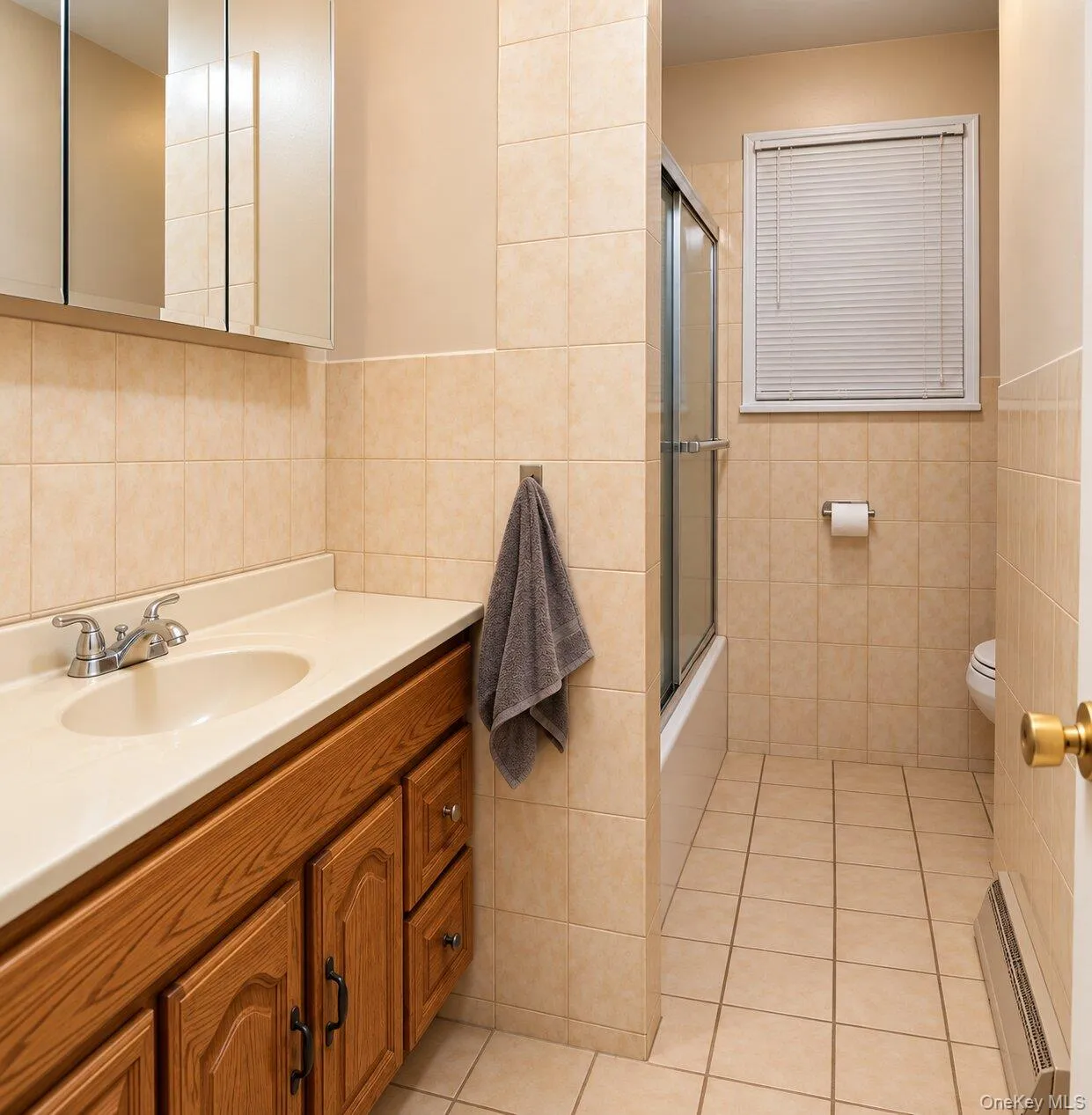 Second bathroom Second bathroom