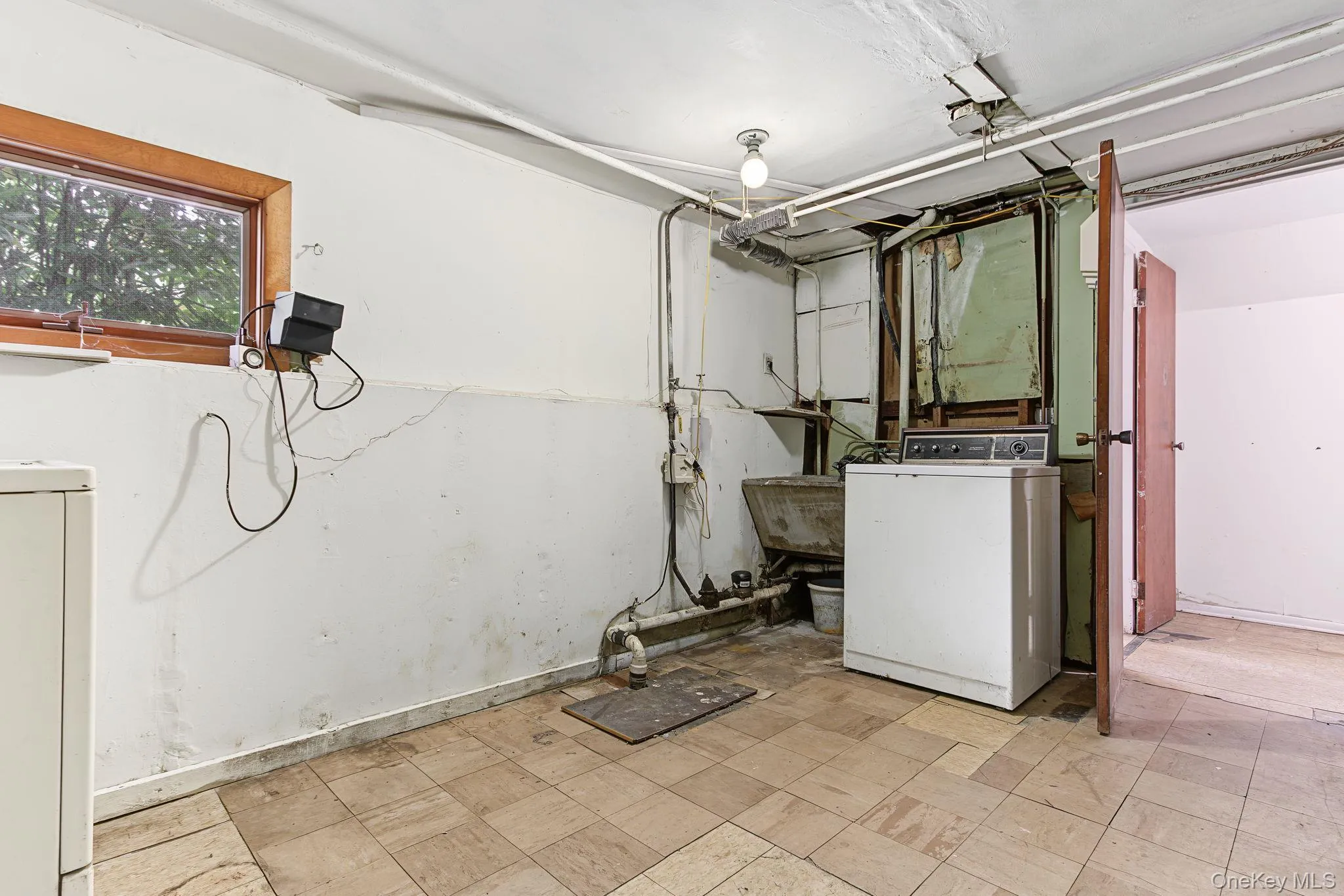 27 Convent Road, Orangetown, NY, 3 Bedrooms Bedrooms, 7 Rooms Rooms,1 BathroomBathrooms,Residential,For Rent,Convent,0,1053078 27 Convent Road, Orangetown, NY, 3 Bedrooms Bedrooms, 7 Rooms Rooms,1 BathroomBathrooms,Residential,For Rent,Convent,0,1053078