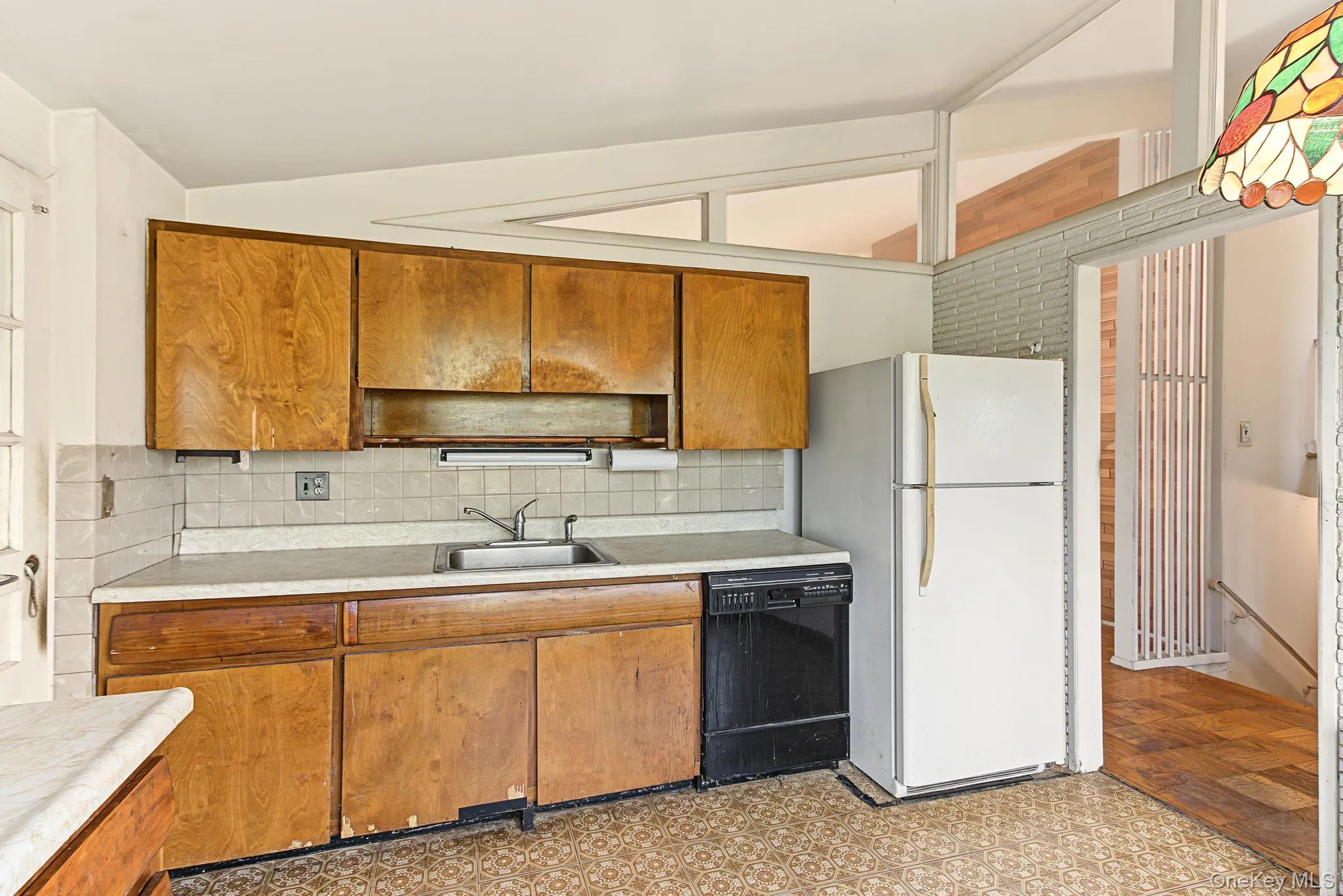 27 Convent Road, Orangetown, NY, 3 Bedrooms Bedrooms, 7 Rooms Rooms,1 BathroomBathrooms,Residential,For Rent,Convent,0,1053078 27 Convent Road, Orangetown, NY, 3 Bedrooms Bedrooms, 7 Rooms Rooms,1 BathroomBathrooms,Residential,For Rent,Convent,0,1053078