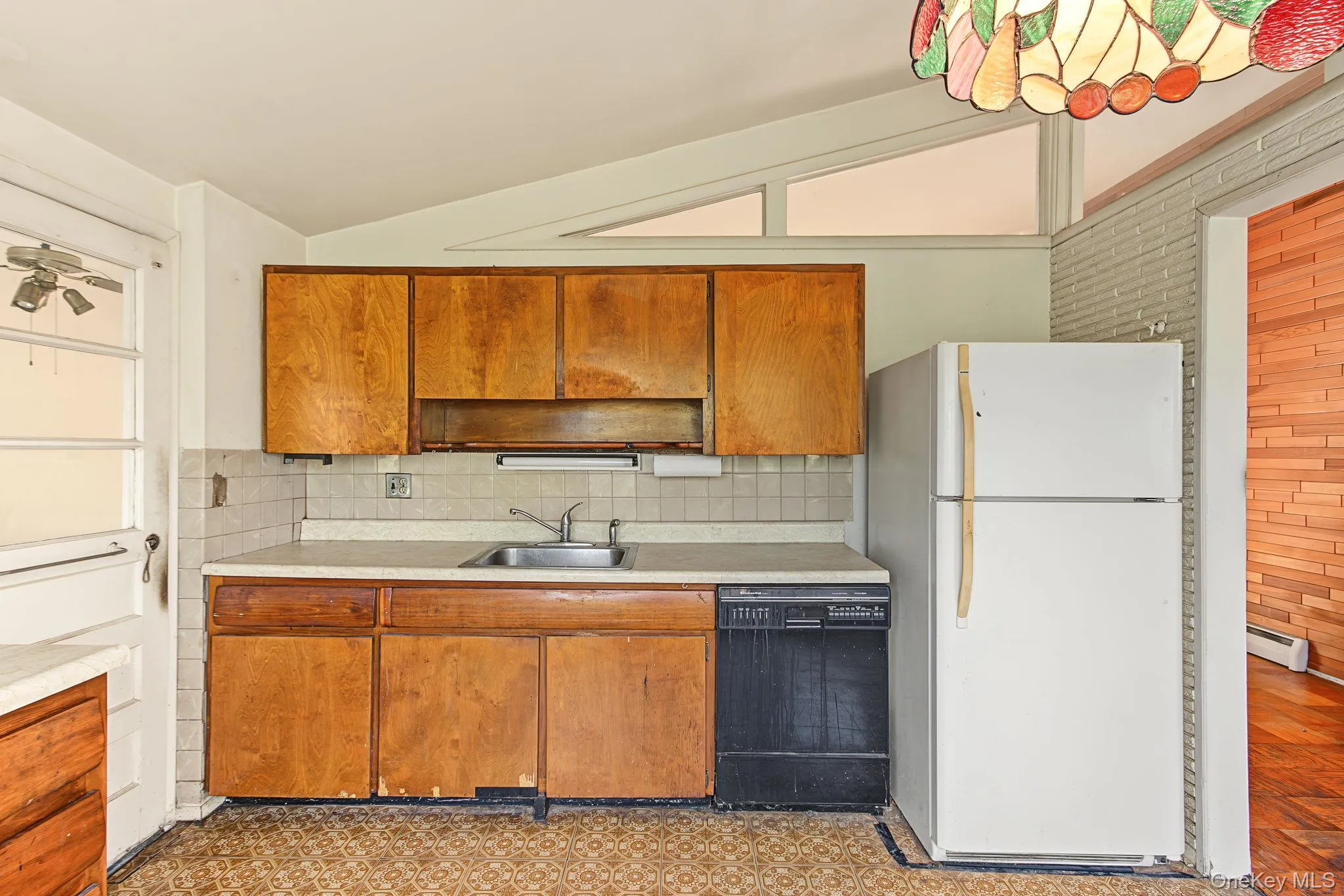 27 Convent Road, Orangetown, NY, 3 Bedrooms Bedrooms, 7 Rooms Rooms,1 BathroomBathrooms,Residential,For Rent,Convent,0,1053078 27 Convent Road, Orangetown, NY, 3 Bedrooms Bedrooms, 7 Rooms Rooms,1 BathroomBathrooms,Residential,For Rent,Convent,0,1053078