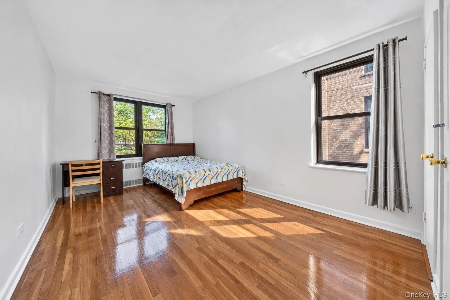 15040 71st Avenue, New York, NY, 1 Bedroom Bedrooms, 4 Rooms Rooms,1 BathroomBathrooms,Residential,For Rent,71st,0,1053082 15040 71st Avenue, New York, NY, 1 Bedroom Bedrooms, 4 Rooms Rooms,1 BathroomBathrooms,Residential,For Rent,71st,0,1053082