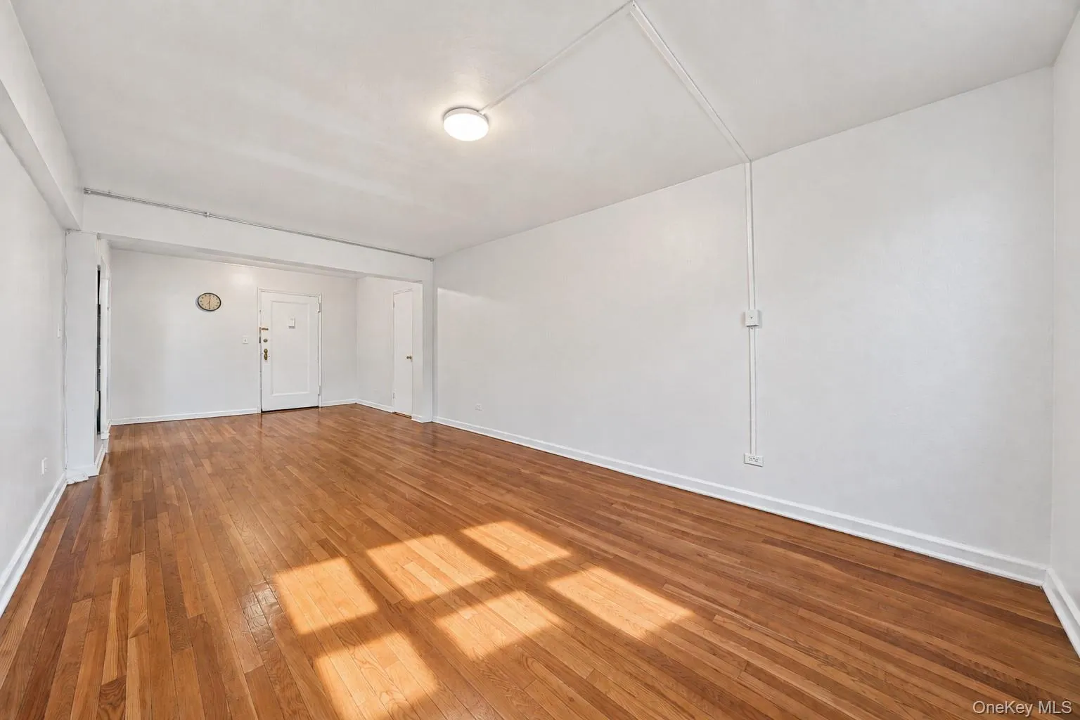 15040 71st Avenue, New York, NY, 1 Bedroom Bedrooms, 4 Rooms Rooms,1 BathroomBathrooms,Residential,For Rent,71st,0,1053082 15040 71st Avenue, New York, NY, 1 Bedroom Bedrooms, 4 Rooms Rooms,1 BathroomBathrooms,Residential,For Rent,71st,0,1053082