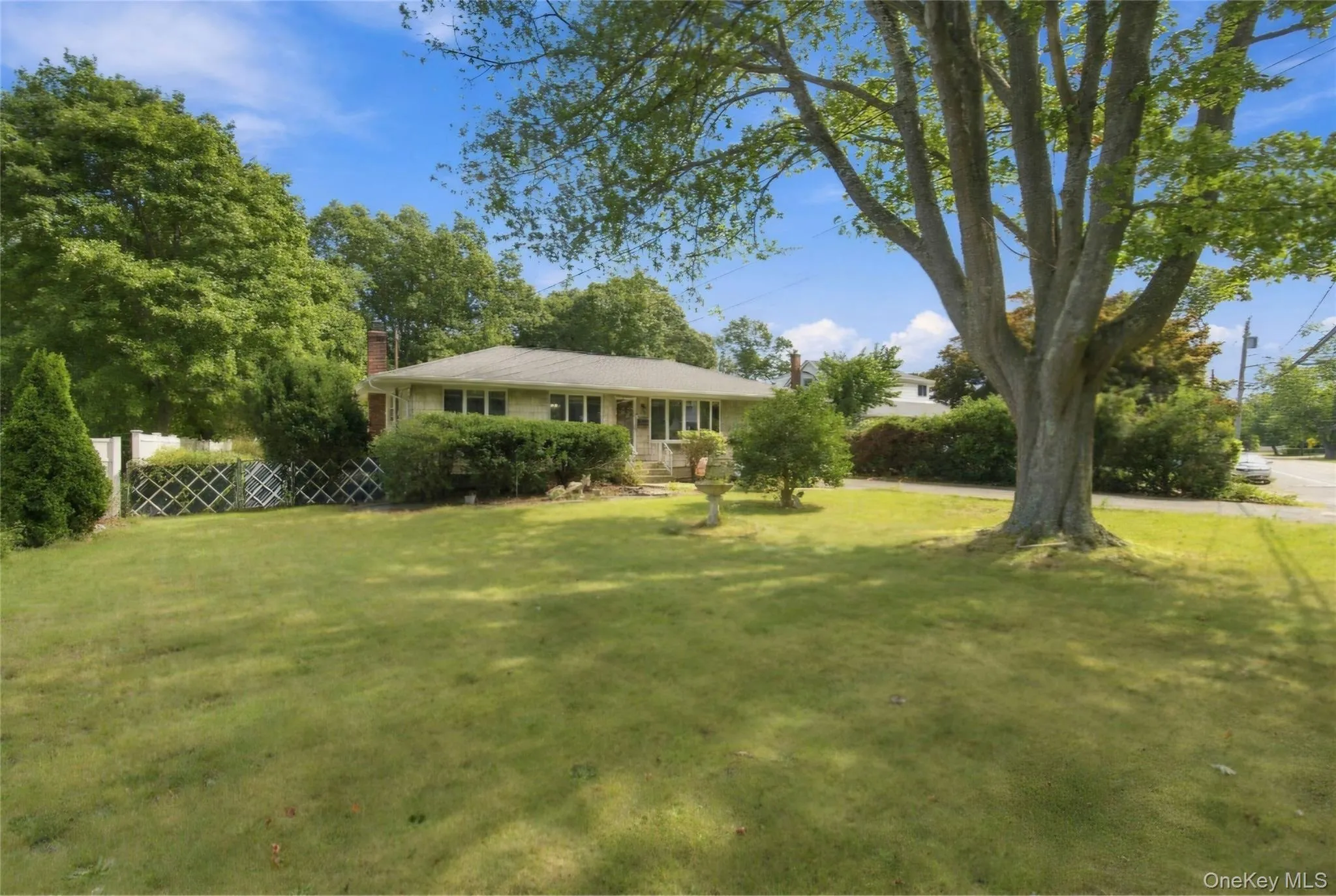 1024 Howells Road, Islip, NY, 2 Bedrooms Bedrooms, 7 Rooms Rooms,1 BathroomBathrooms,Residential,For Rent,Howells,0,1053085 1024 Howells Road, Islip, NY, 2 Bedrooms Bedrooms, 7 Rooms Rooms,1 BathroomBathrooms,Residential,For Rent,Howells,0,1053085